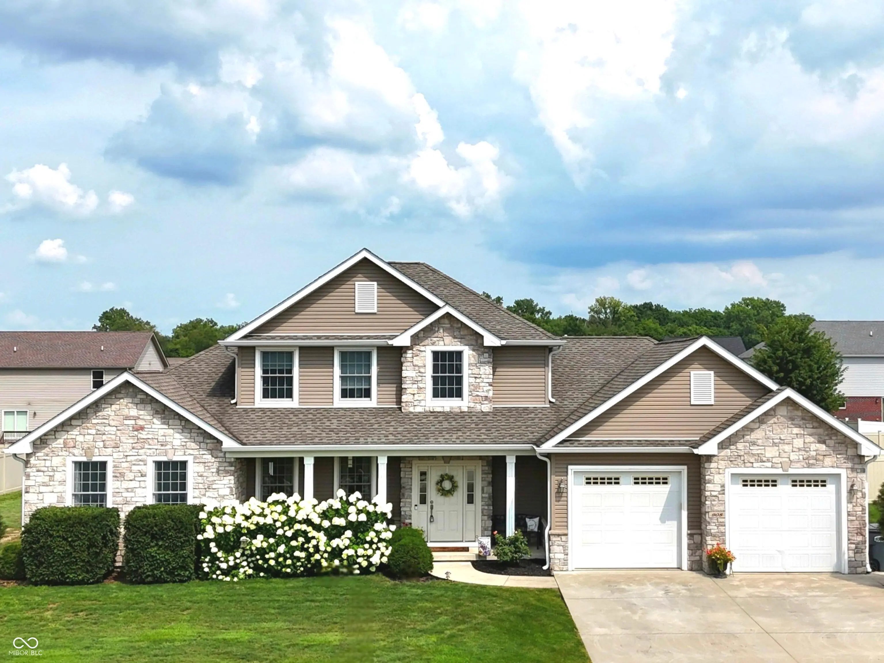 908 N Wild Pine Drive, Yorktown