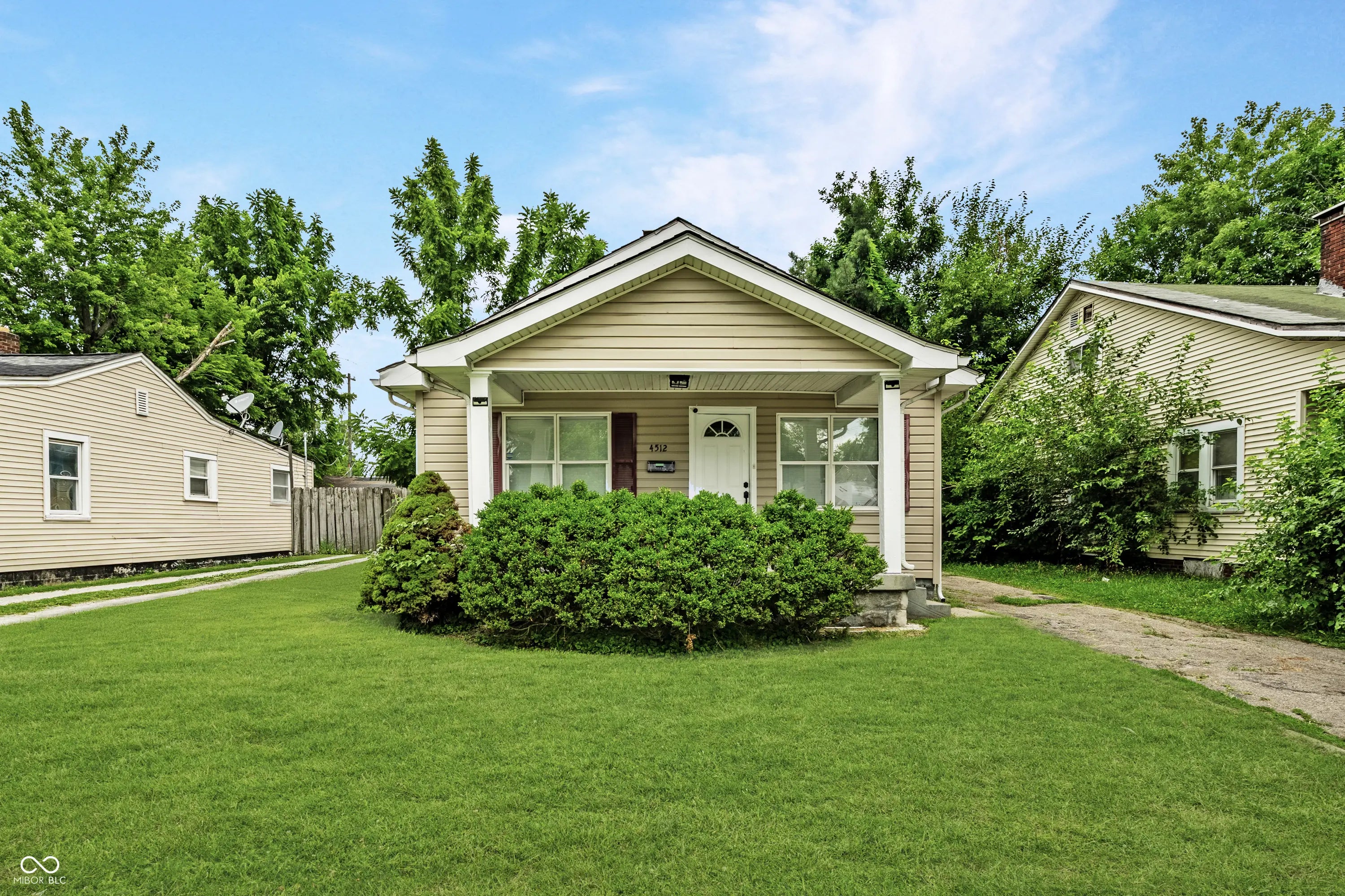 4512 E 21st Street, Indianapolis