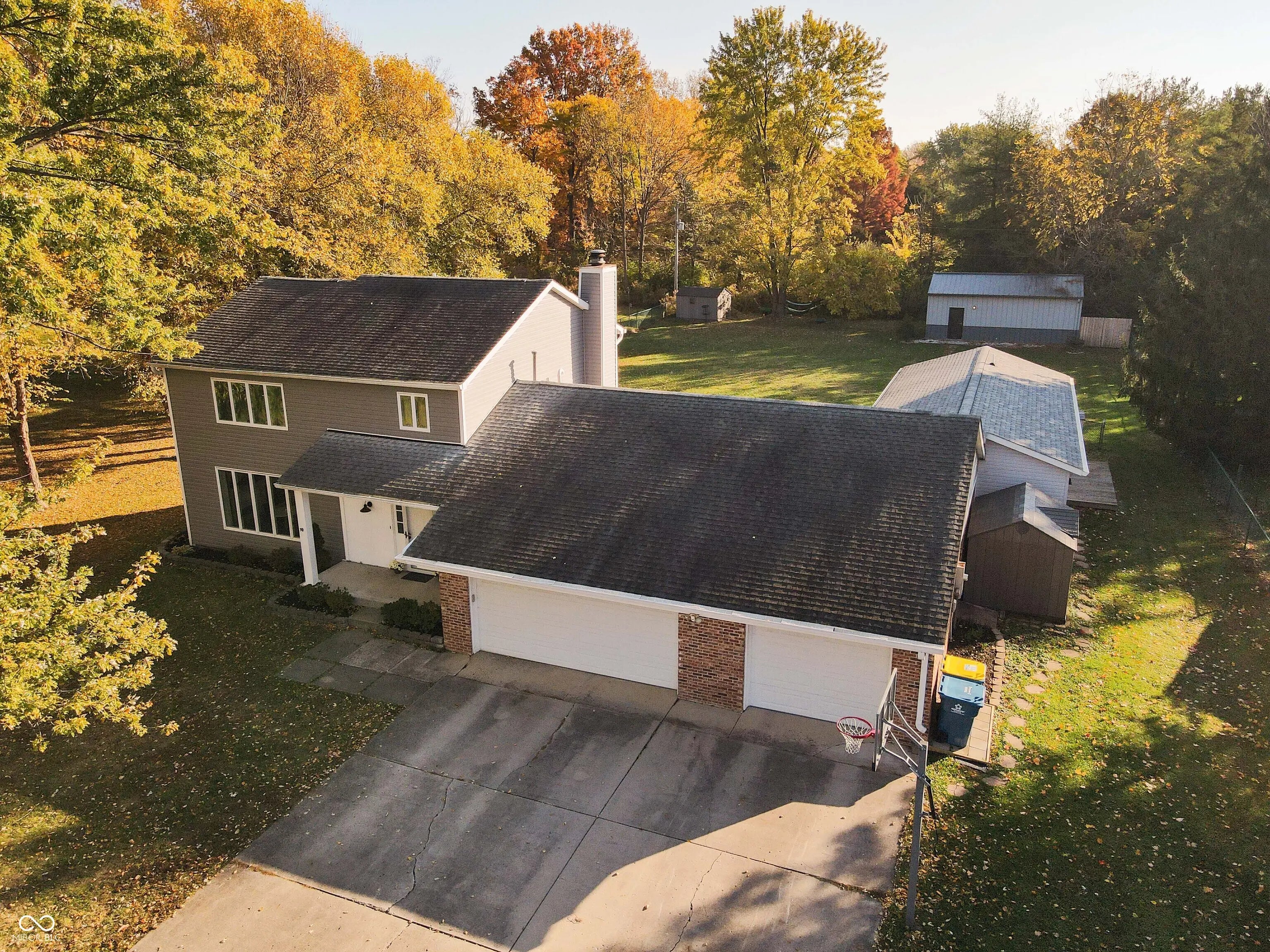 Photo of 10515 Collingswood Road Fishers, IN 46037