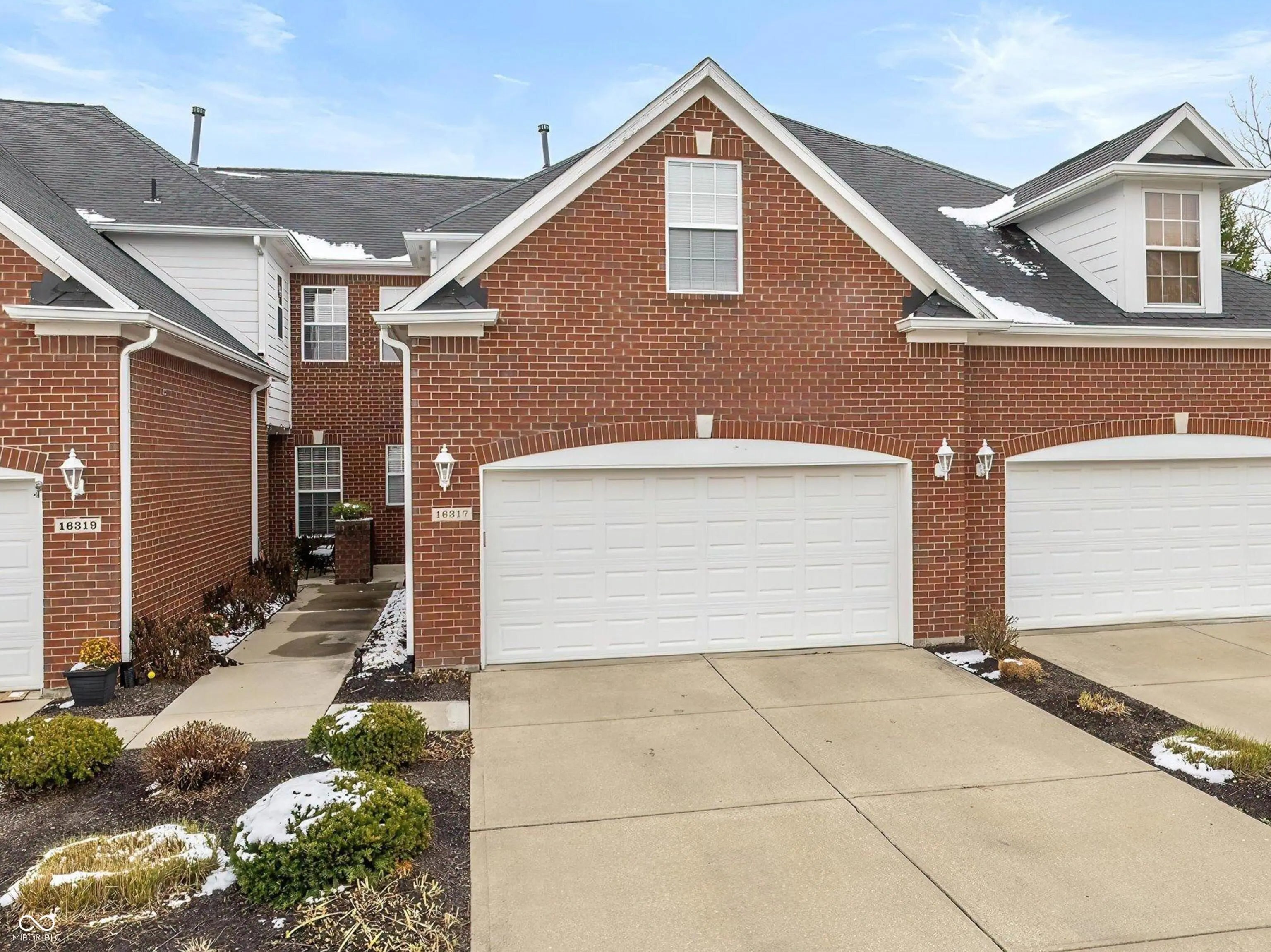 16317 Meadowlands Court, Westfield