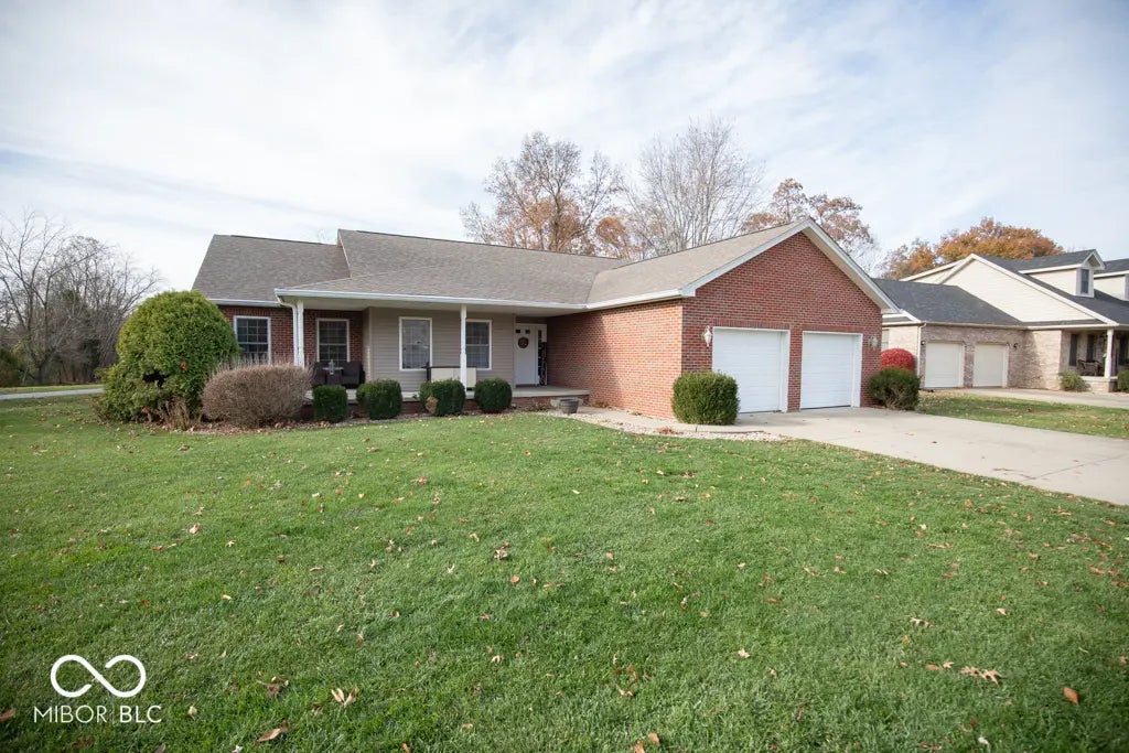 1675 Twin Oaks Drive, North Vernon