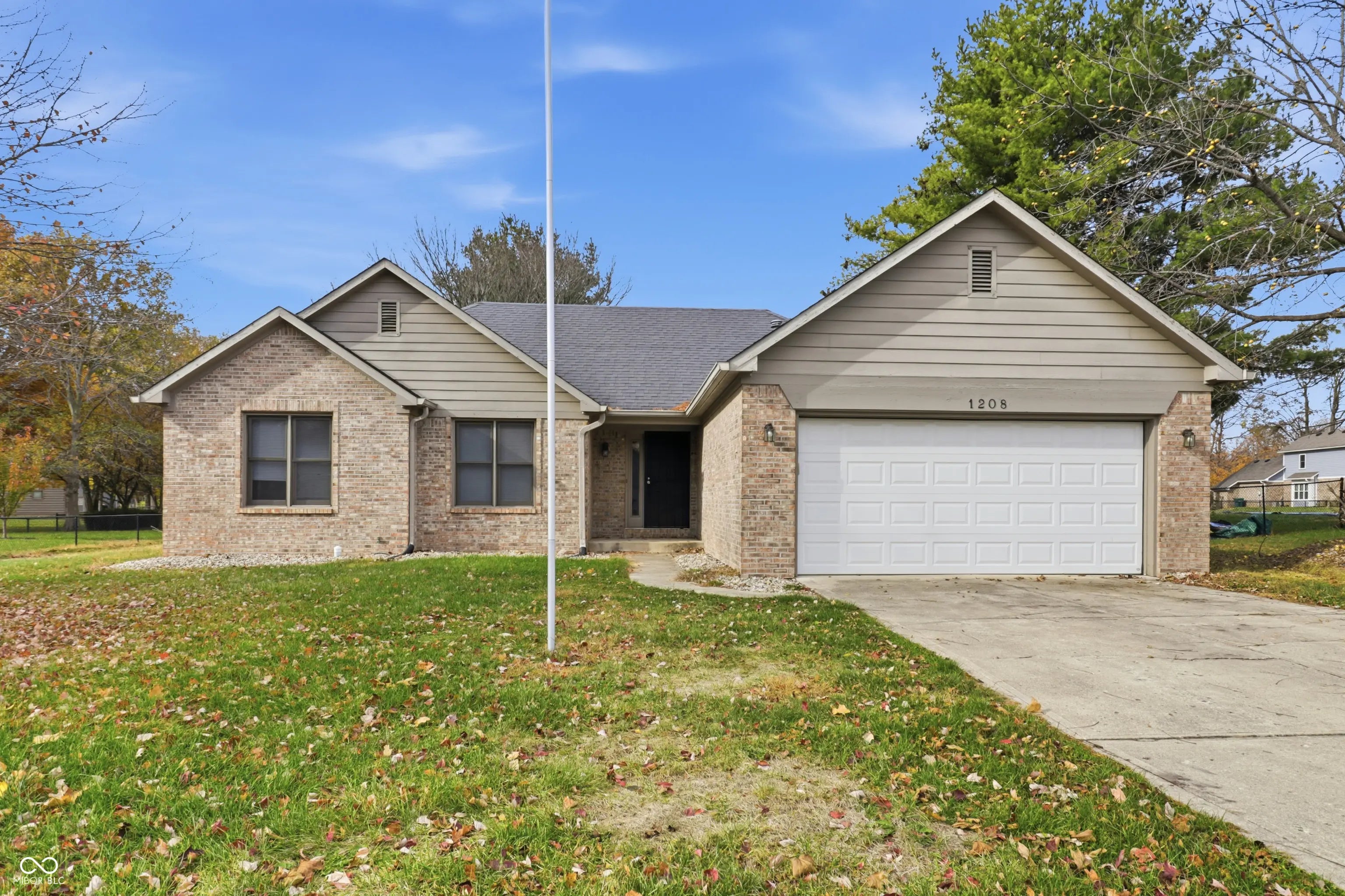 Photo of 1208 Spring Mill Drive Avon, IN 46123