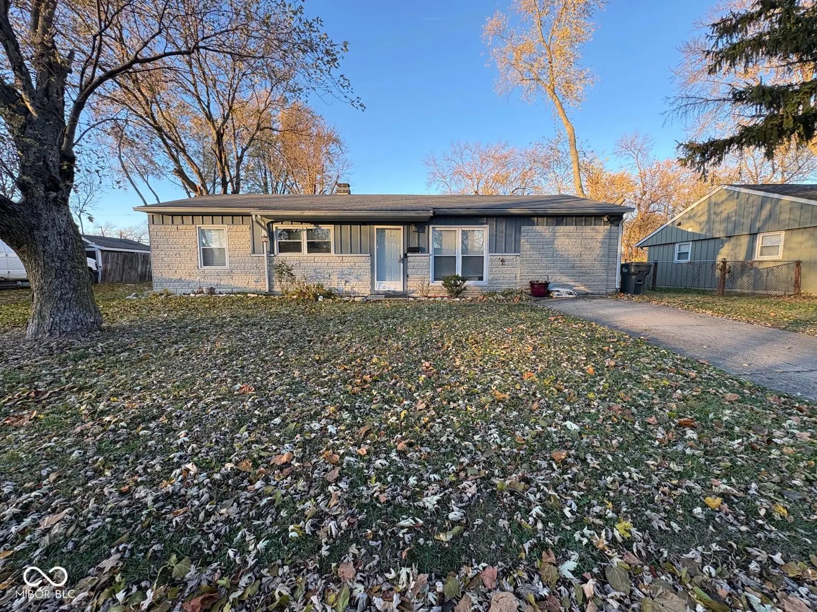 8318 E 41st Street, Indianapolis