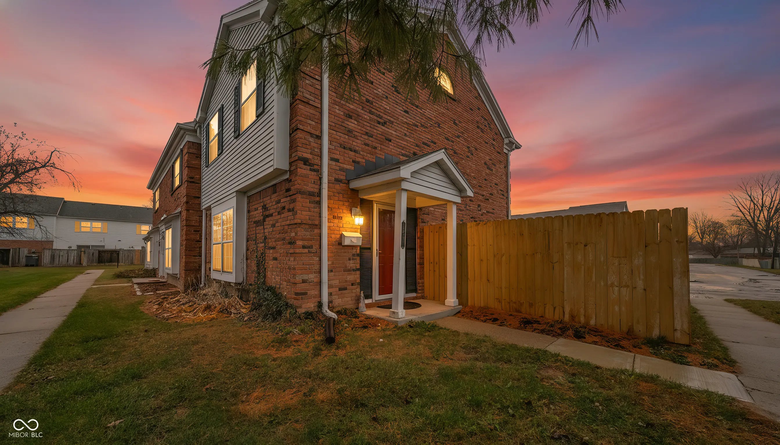 Photo of 1601 Marborough Lane Indianapolis, IN 46260