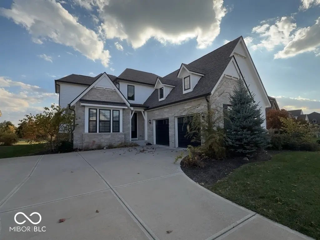 Photo of 411 Heritage Terrace Lane Carmel, IN 46032
