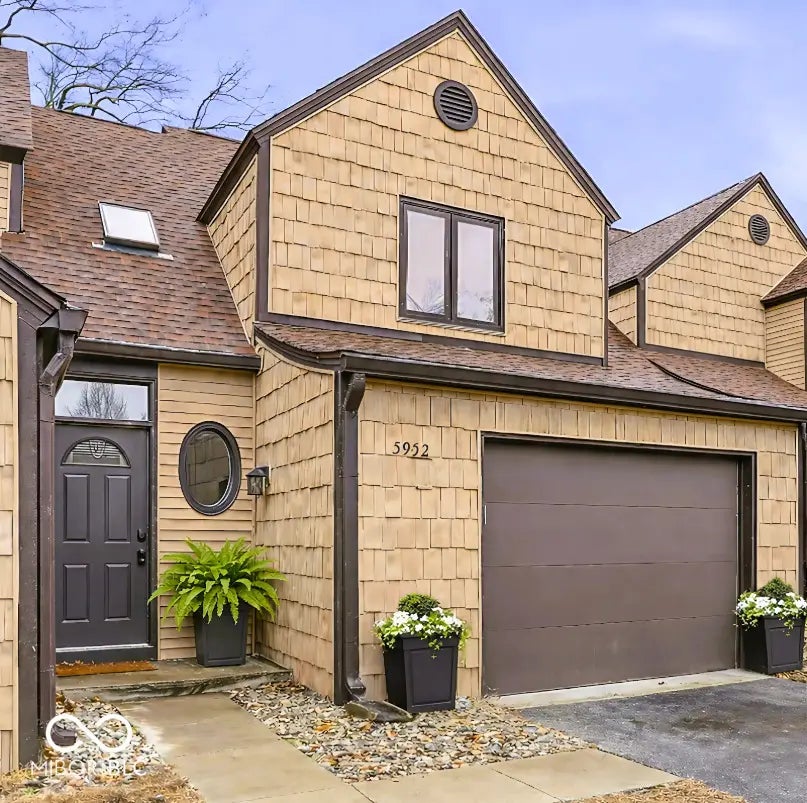 Photo of 5952 Highgate Circle E Indianapolis, IN 46250