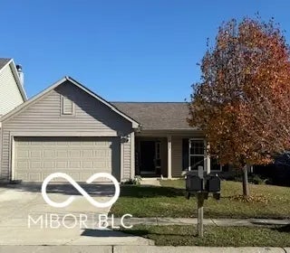 Photo of 2425 Bristol Drive Franklin, IN 46131