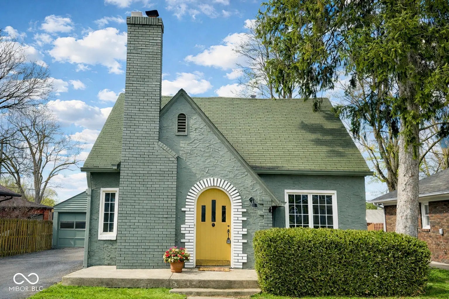 Photo of 6160 Carrollton Avenue Indianapolis, IN 46220