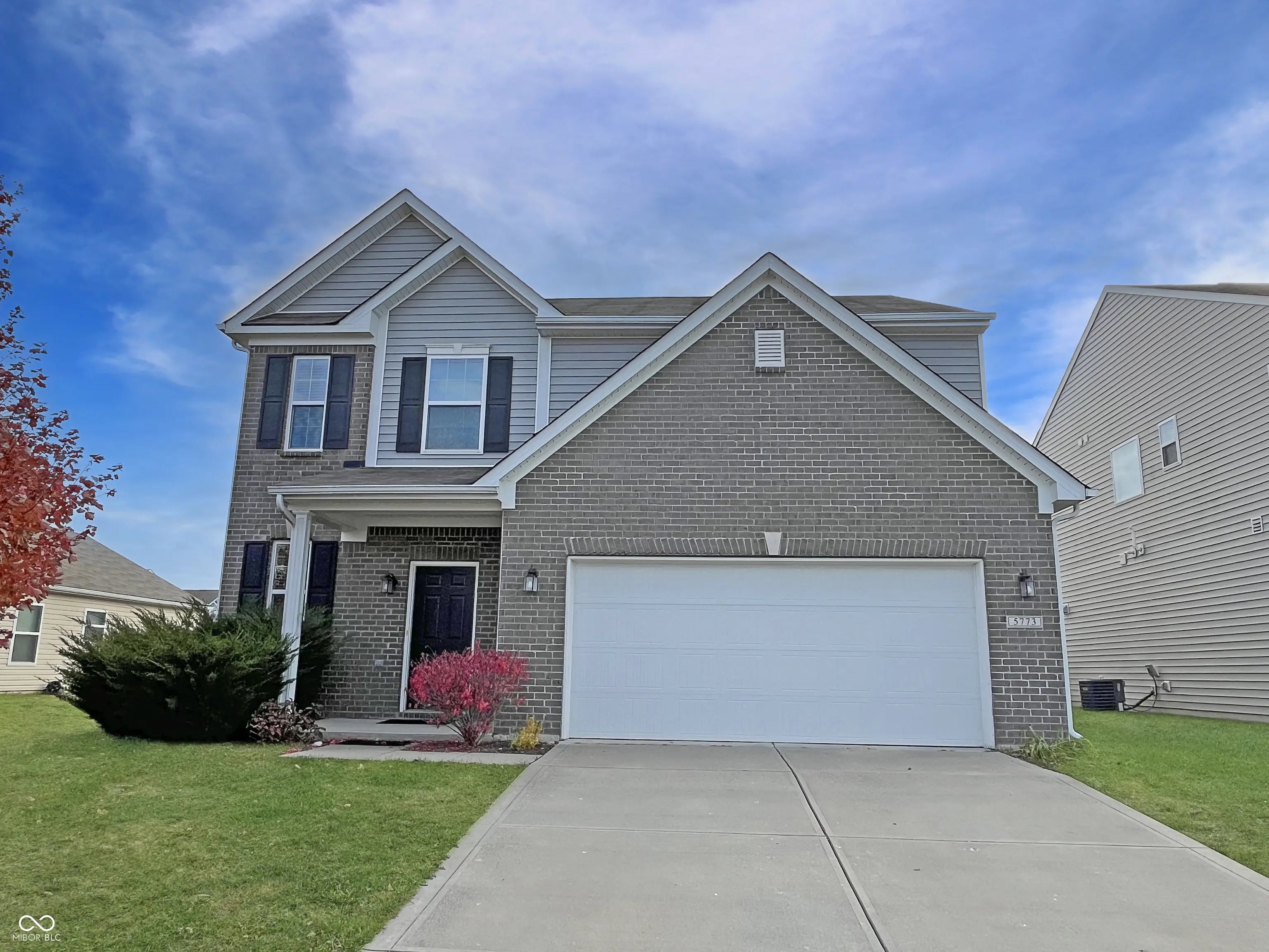 5773 Bluff View Lane, Whitestown