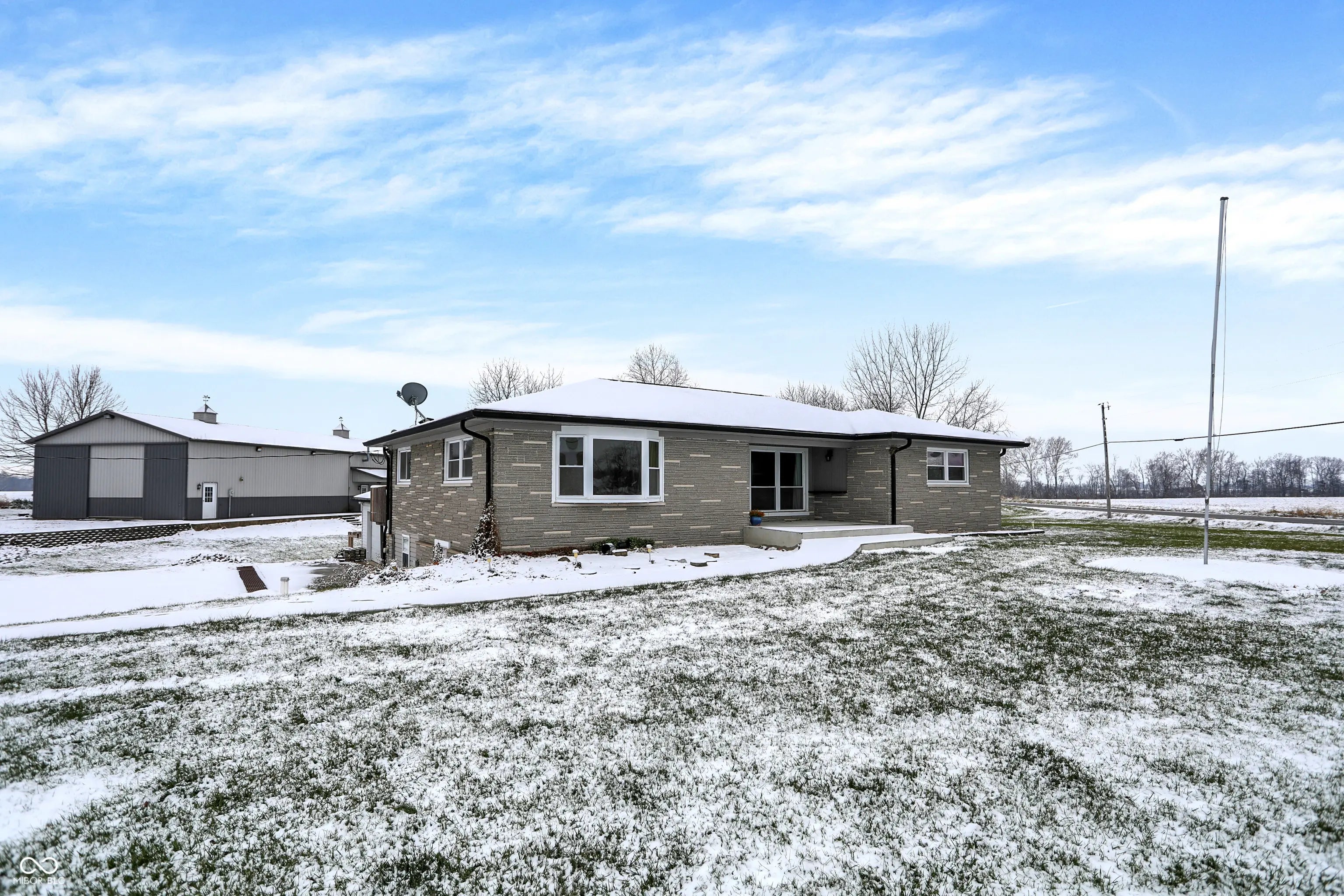 4006 S 50 W, Greenfield