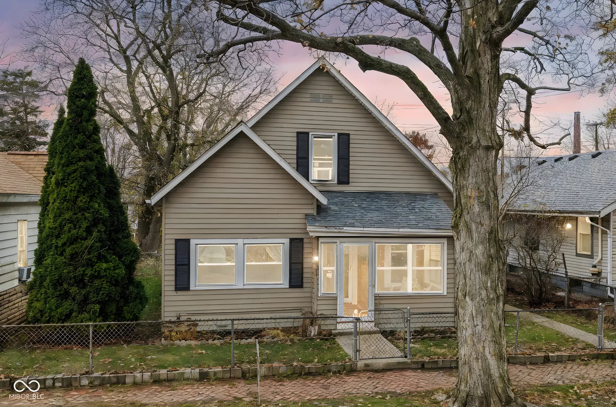 Photo of 631 S 11th Street Noblesville, IN 46060