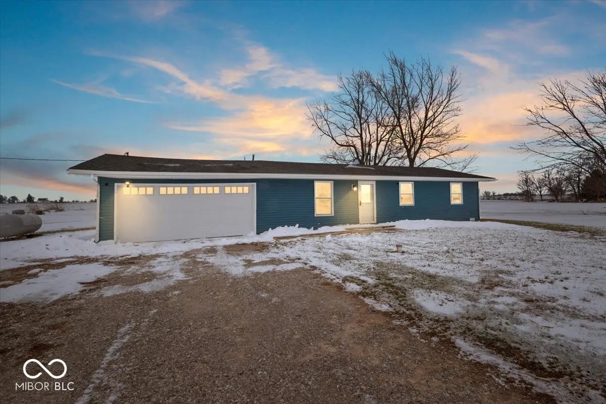 1819 N County Road 830 E, Michigantown