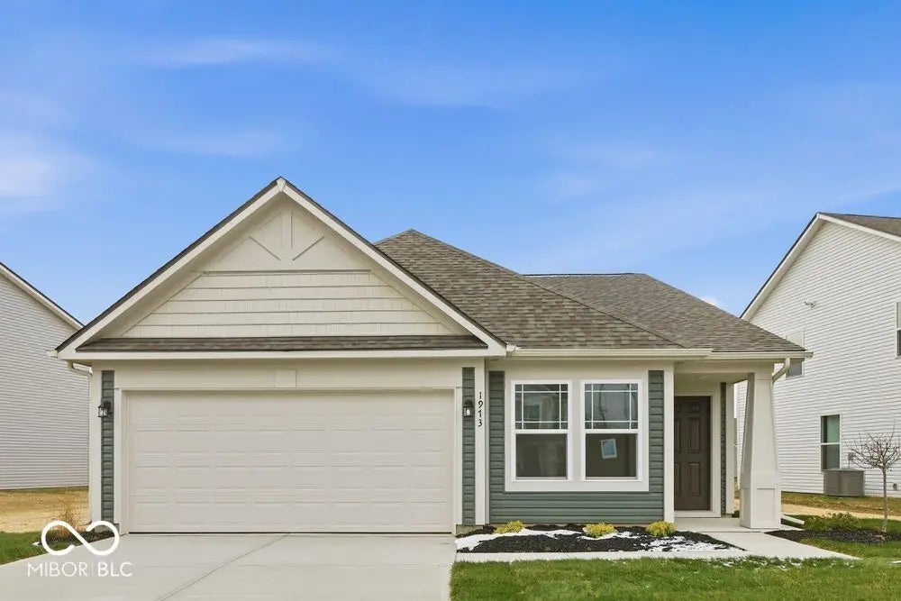 1973 Black Oak Drive, Shelbyville