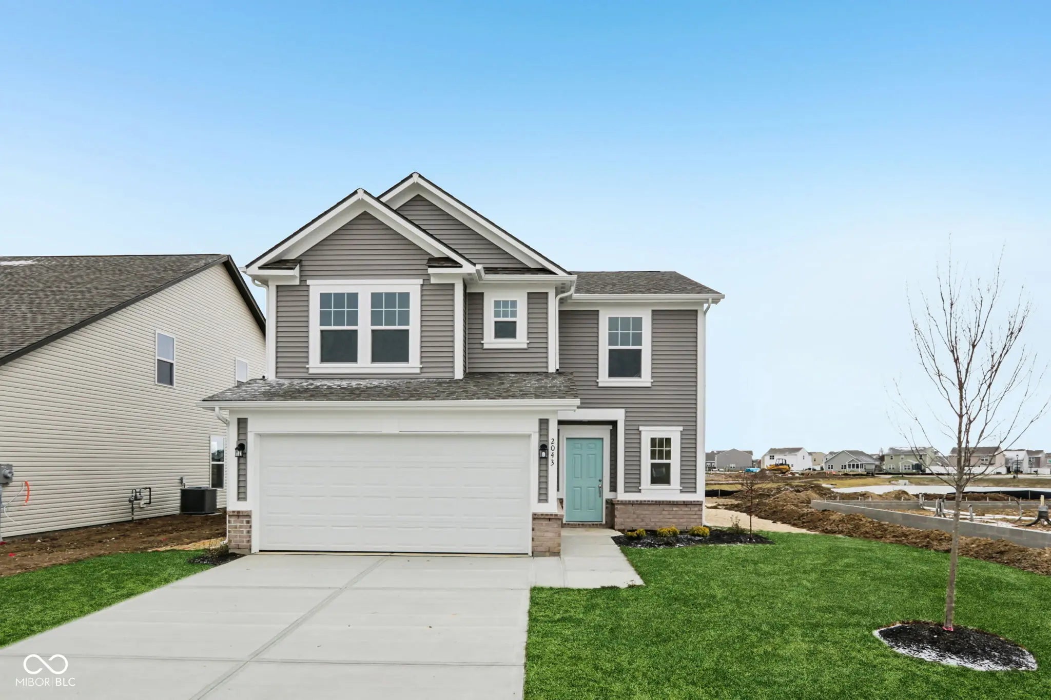 2043 White Oak Lane, Shelbyville