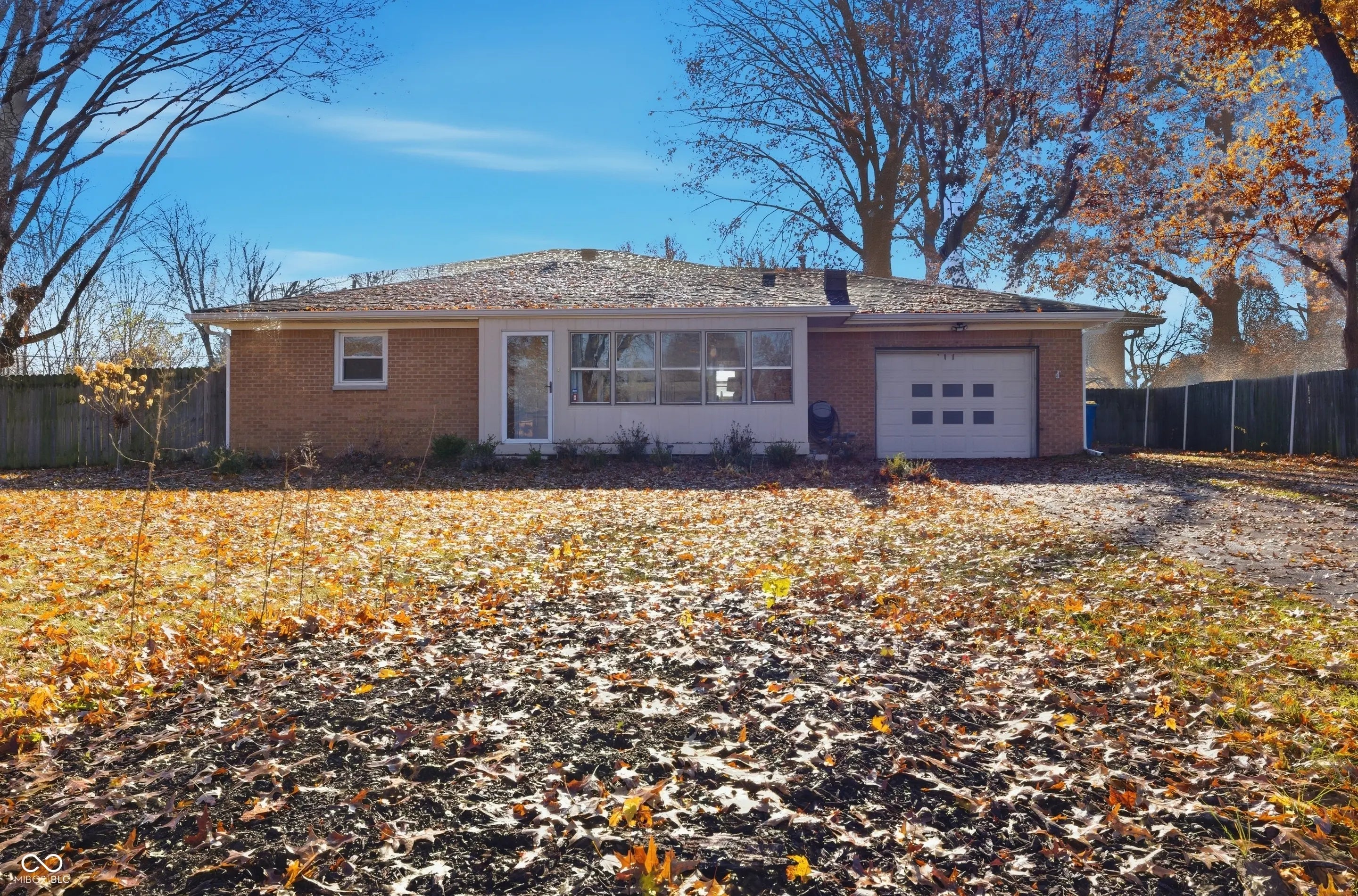 Photo of 6911 W Lockerbie Drive Indianapolis, IN 46214
