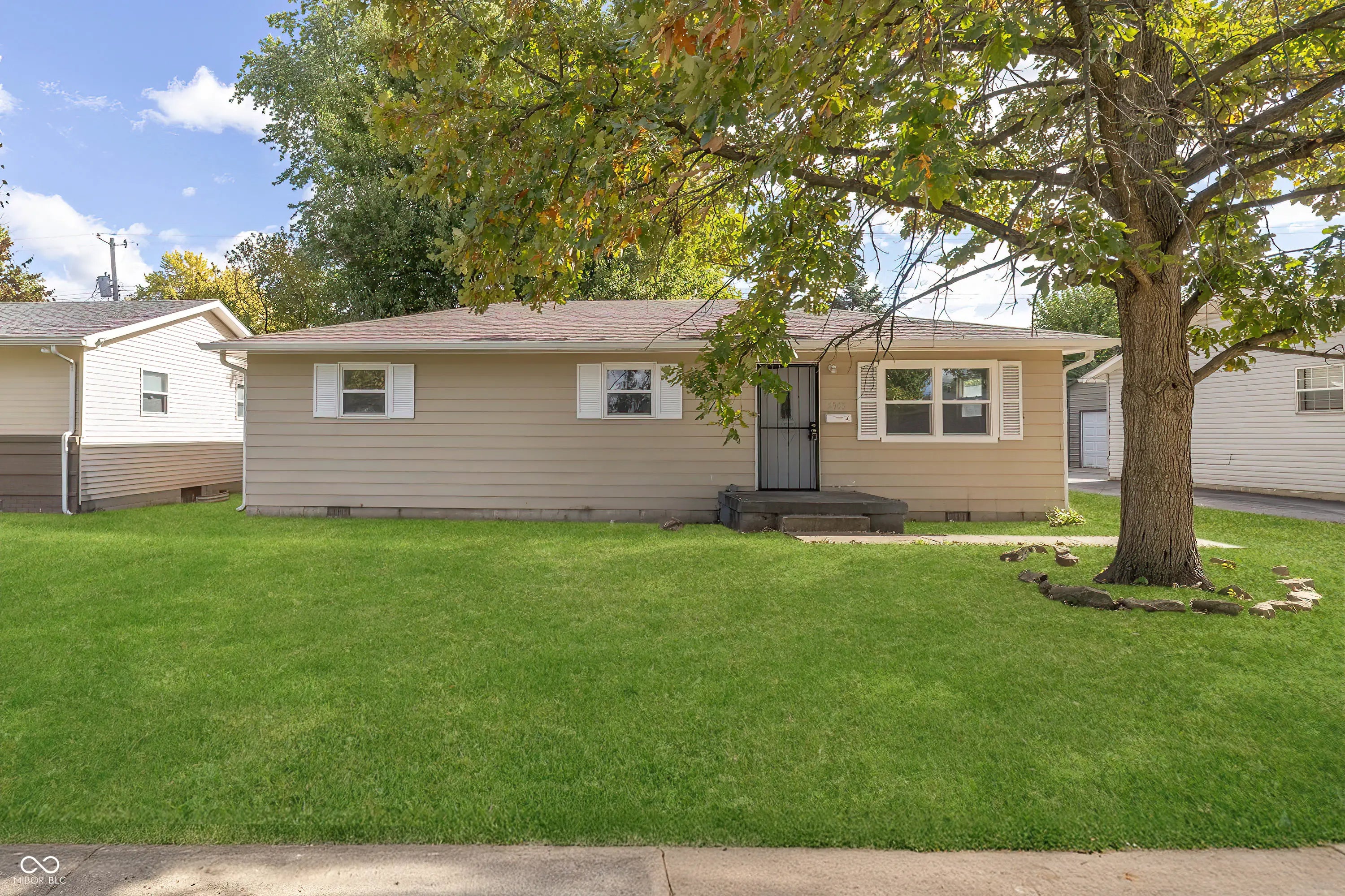 Photo of 2905 Dietz Street Indianapolis, IN 46203