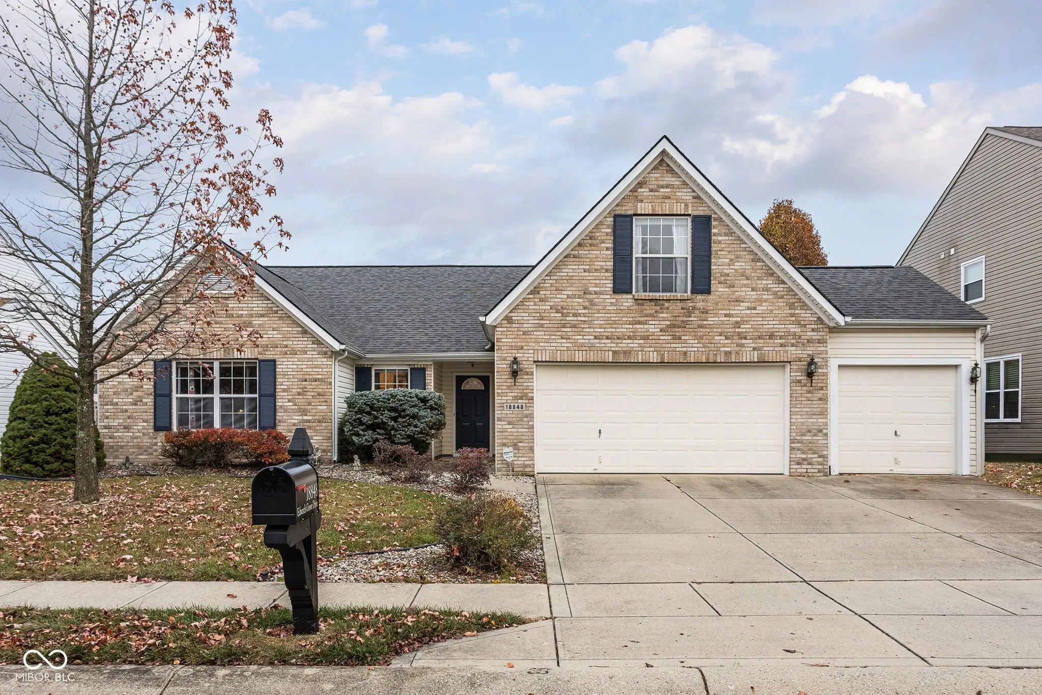 18848 Edwards Grove Drive, Noblesville