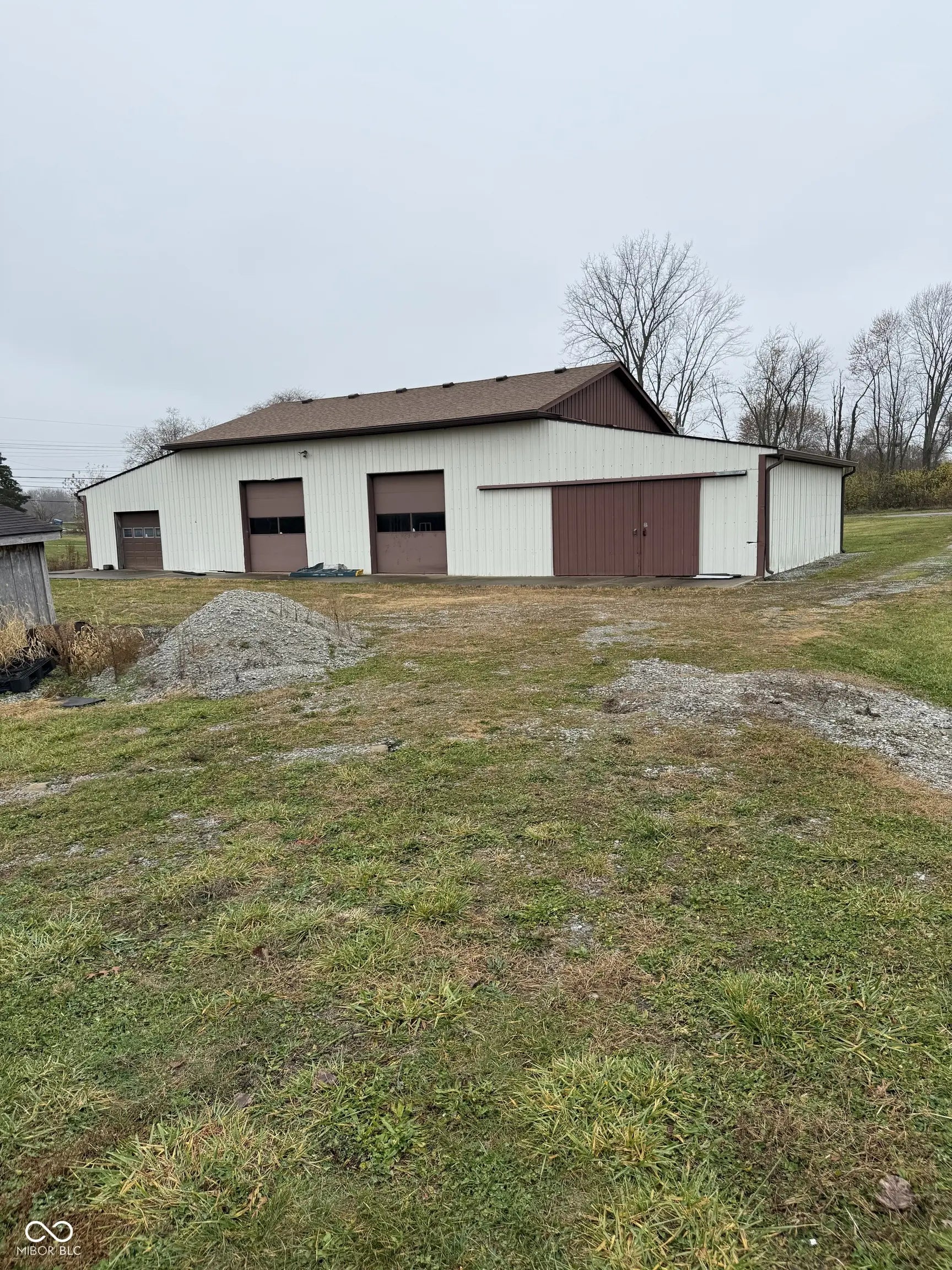 9512 Brookville Road, Indianapolis