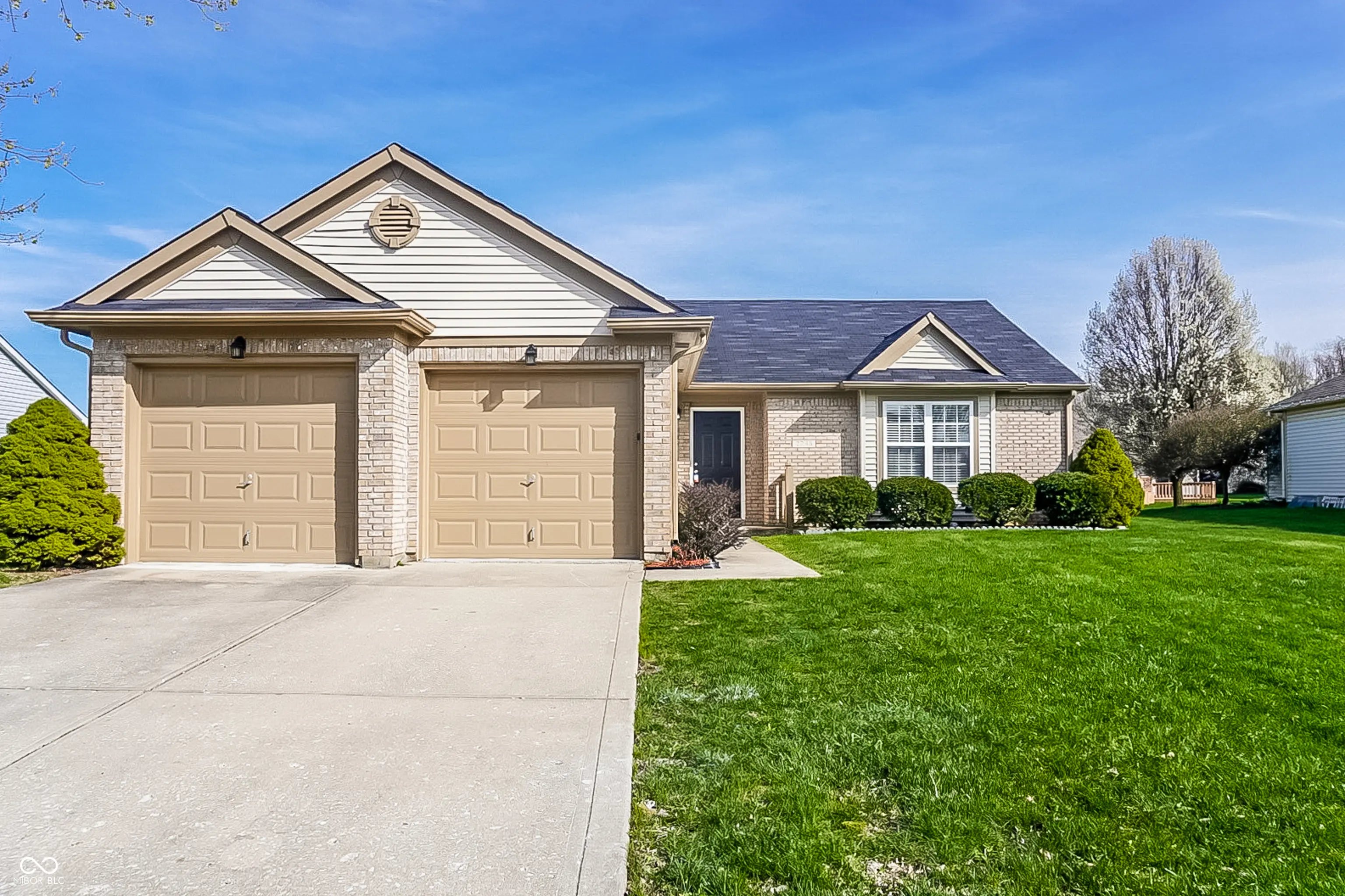 2245 Valley Creek East Lane, Indianapolis