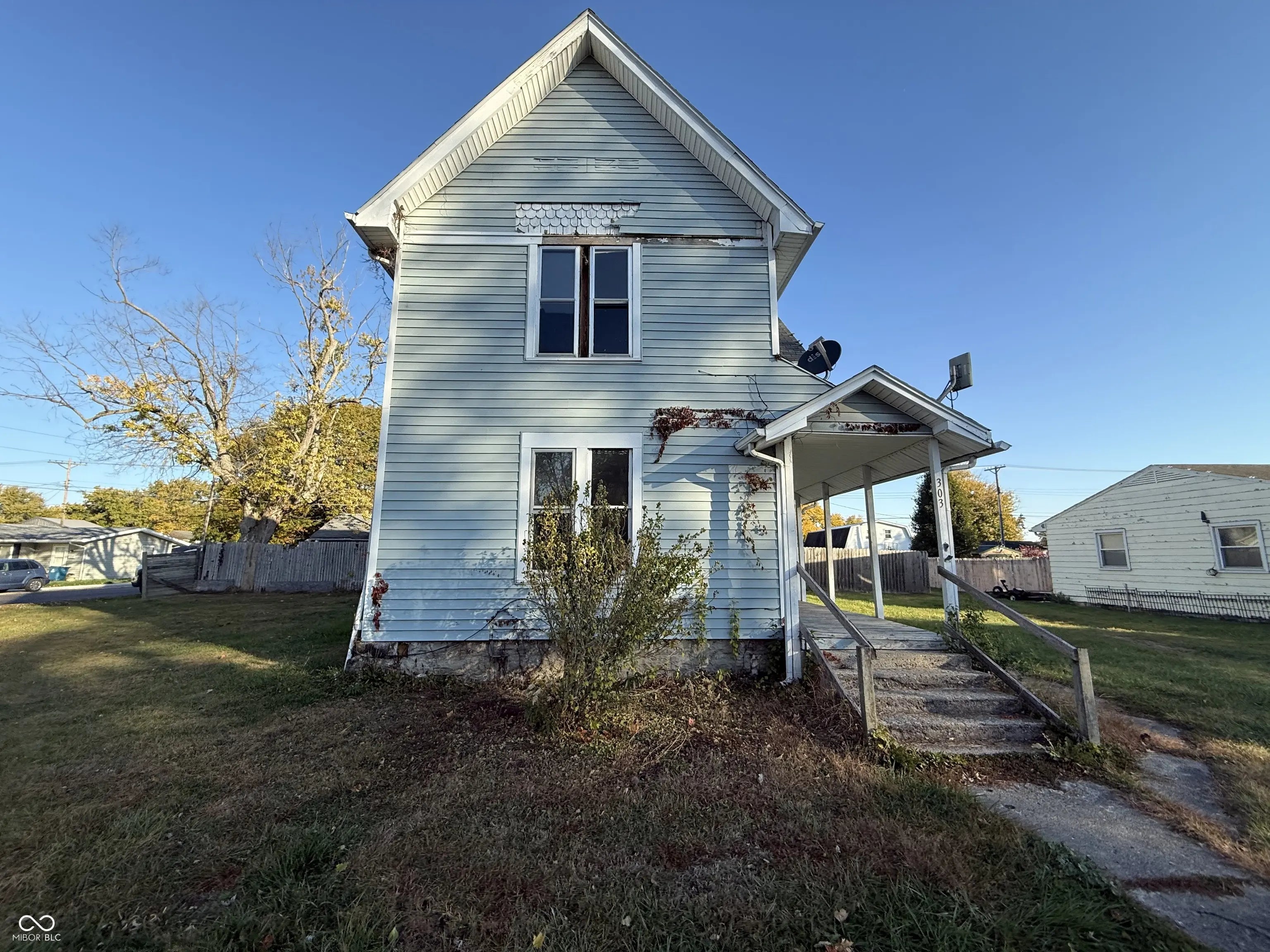 Photo of 303 E South H Street Gas City, IN 46933