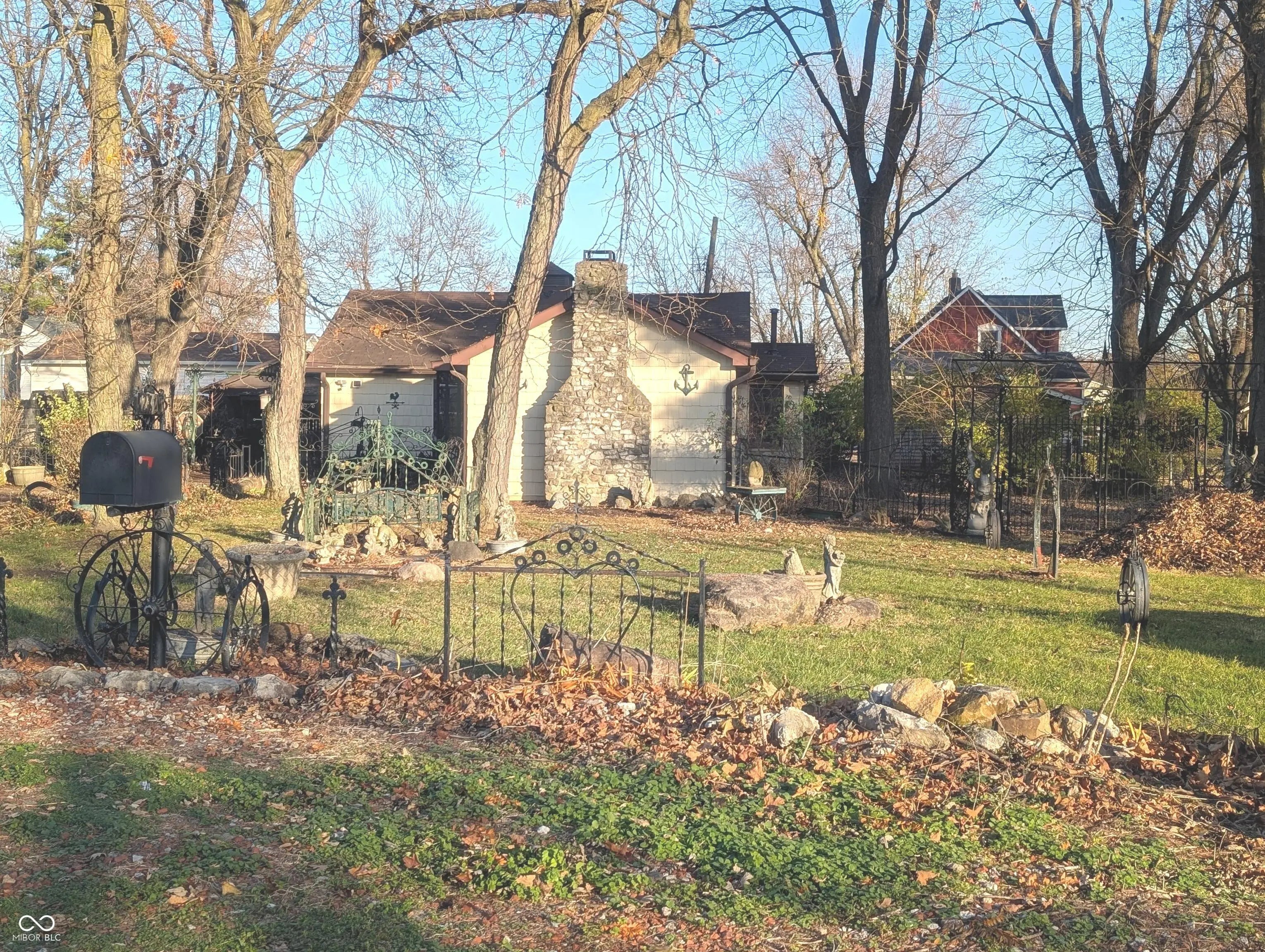 2825 S Delaware Street, Indianapolis