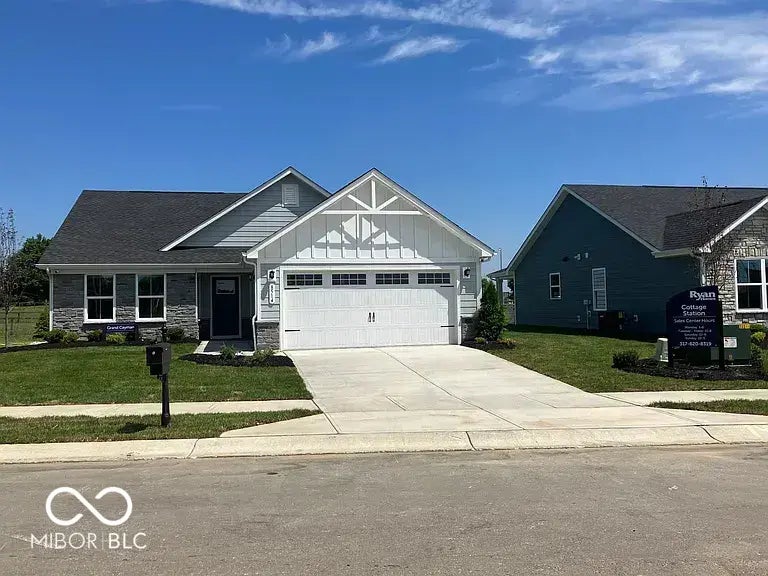 Photo of 8514 Broad Street Indianapolis, IN 46239