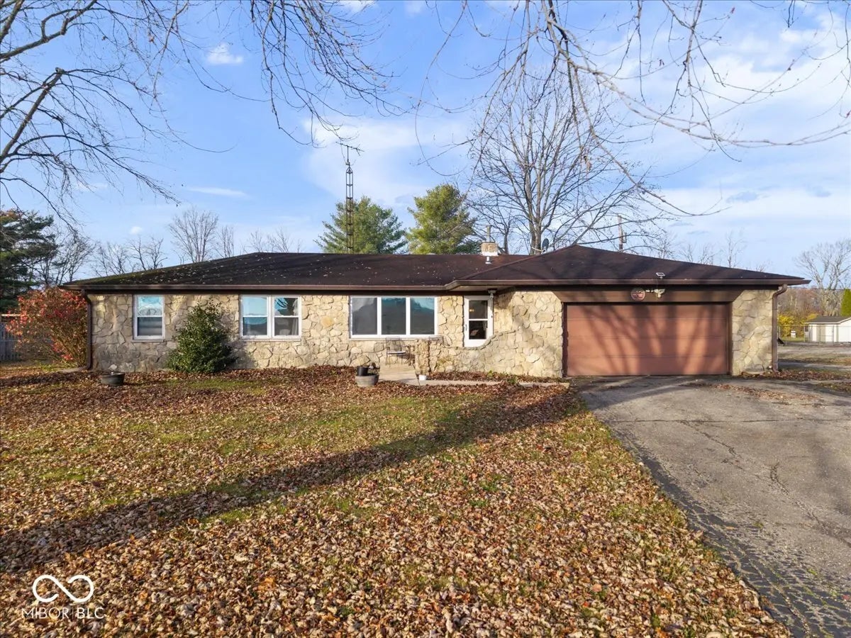 4200 S 650 W, New Palestine