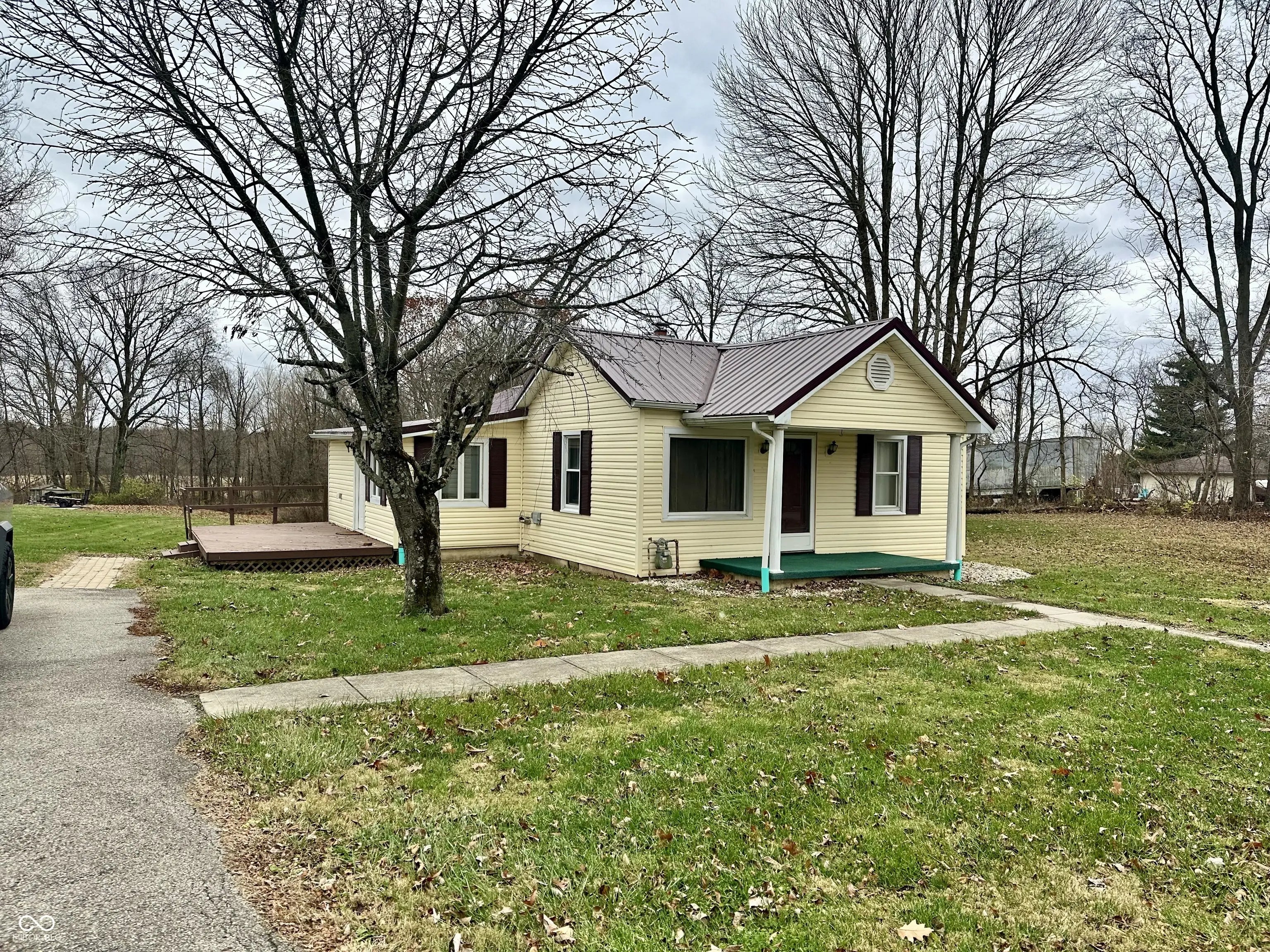 1779 E Little Bear Road, Connersville