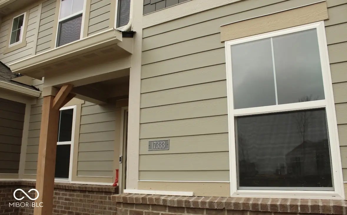 17333 Gibbons Place, Westfield