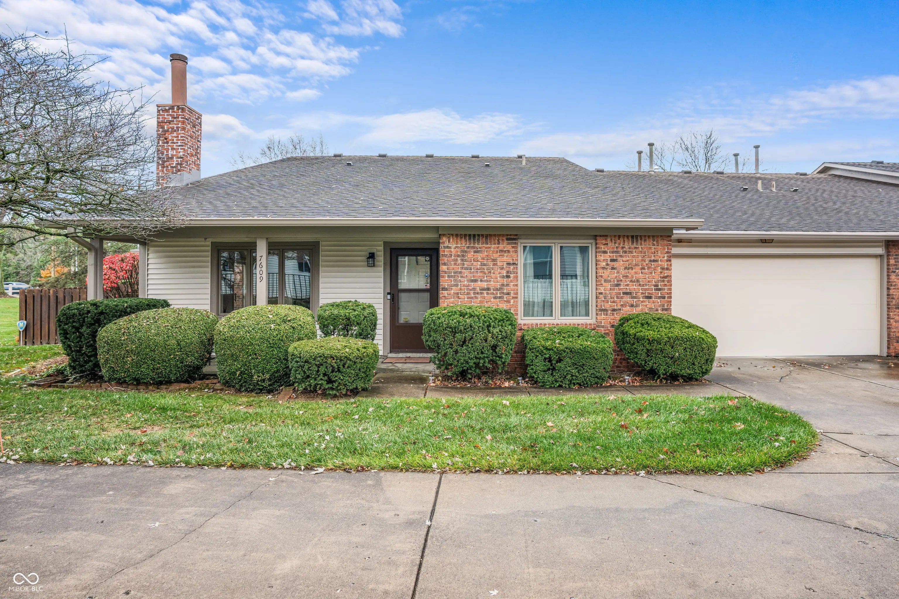 Photo of 7609 Farm View Circle E Indianapolis, IN 46256