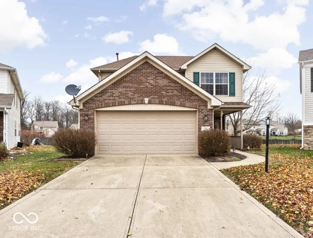 Photo of 902 Amesbury Court Indianapolis, IN 46217