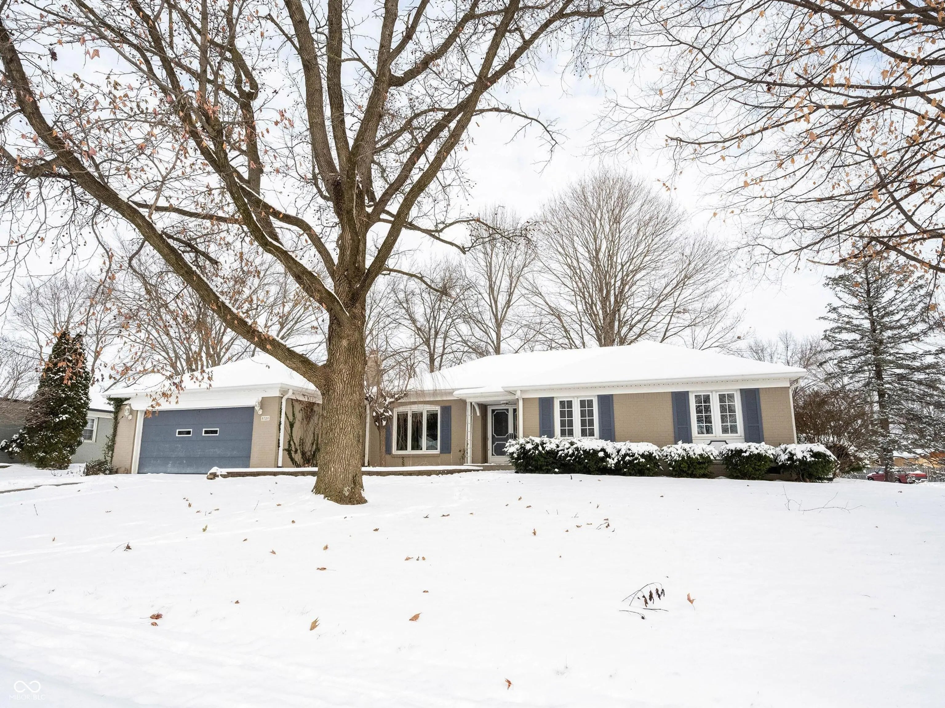 8720 Ellington Drive, Indianapolis