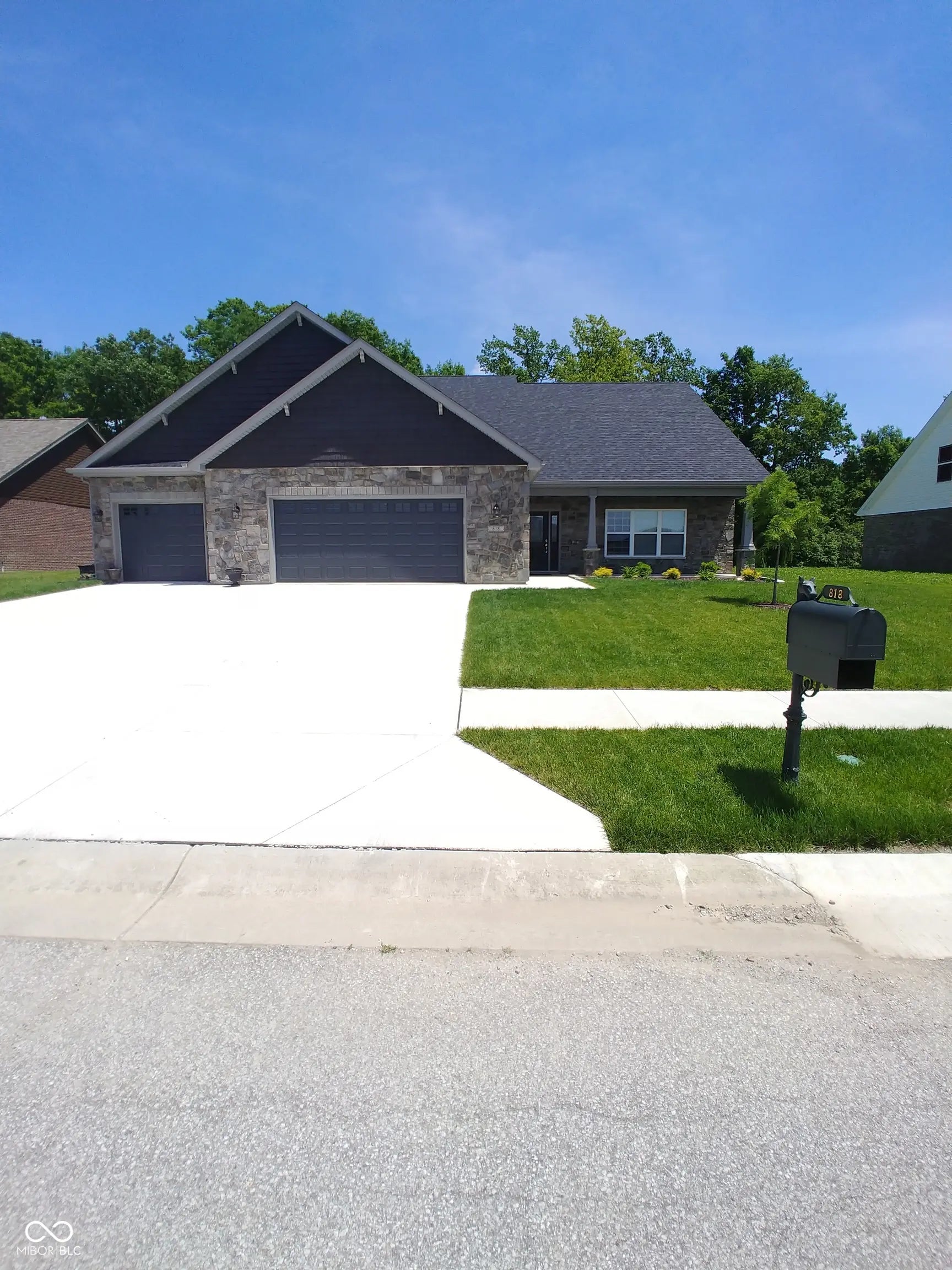 Photo of 818 Bluegrass Trail Kokomo, IN 46901