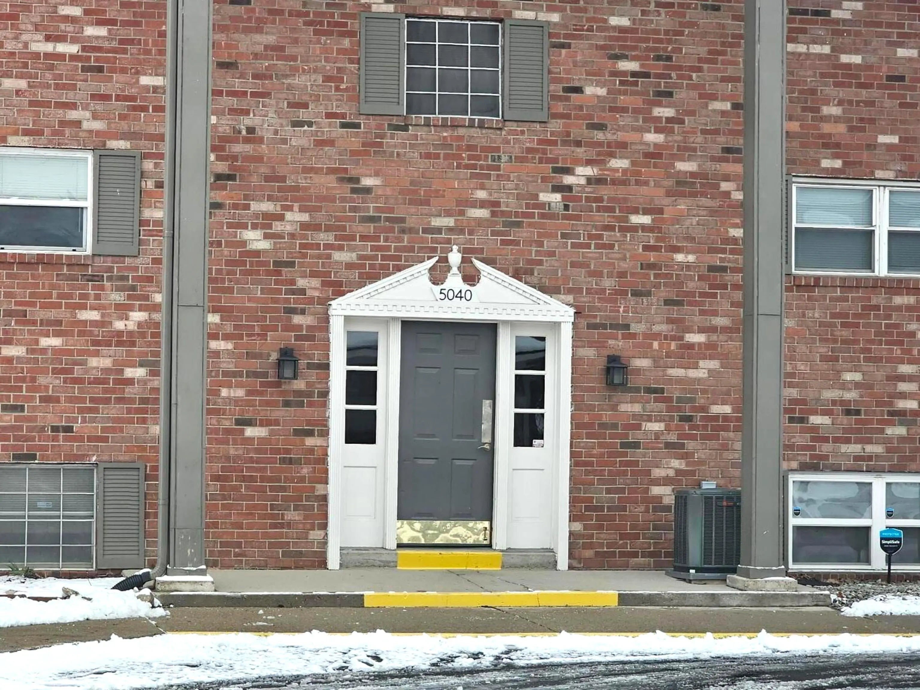 Photo of 5040 Allisonville Road E Indianapolis, IN 46205