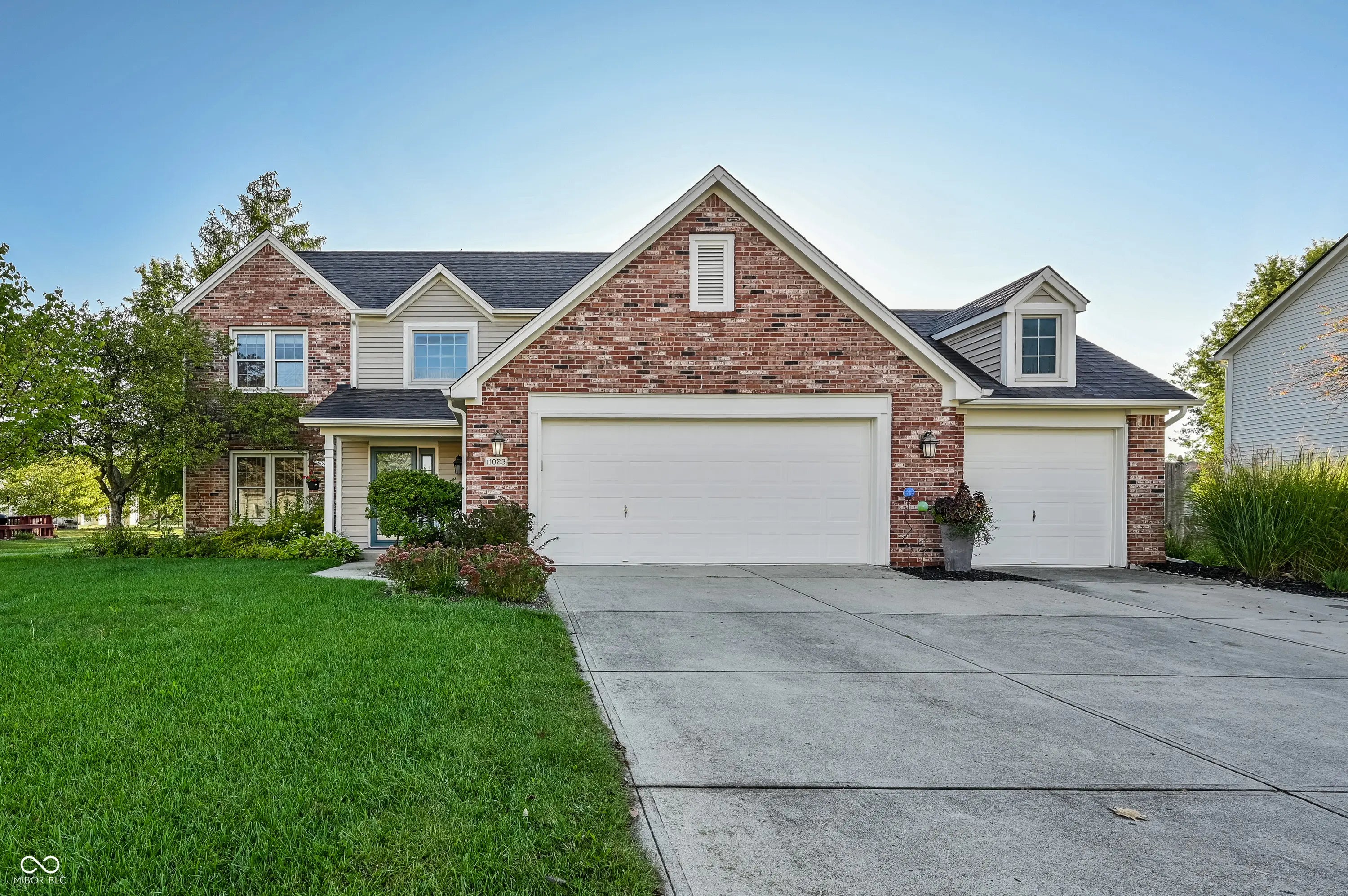 Photo of 11023 Eaton Court Fishers, IN 46038