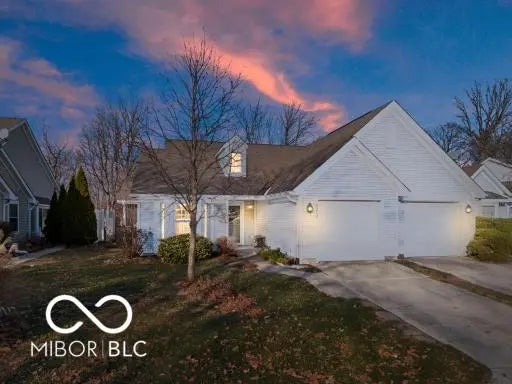 Photo of 8212 Crook Drive N Indianapolis, IN 46256