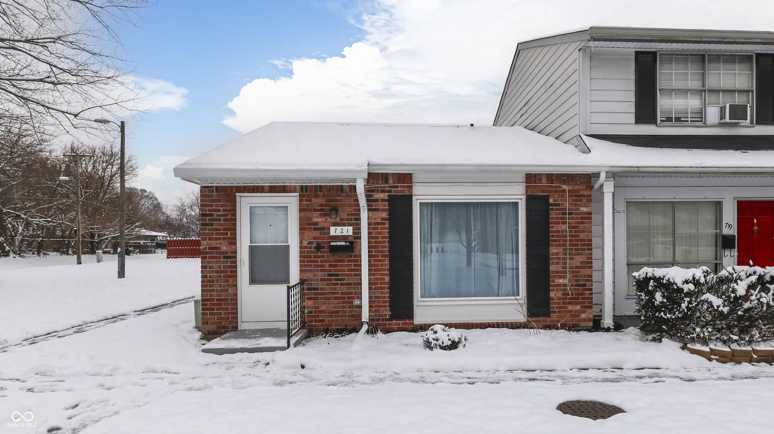 Photo of 721 Southfield Court Indianapolis, IN 46227