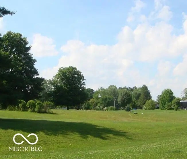 616 W Santee Drive, Greensburg