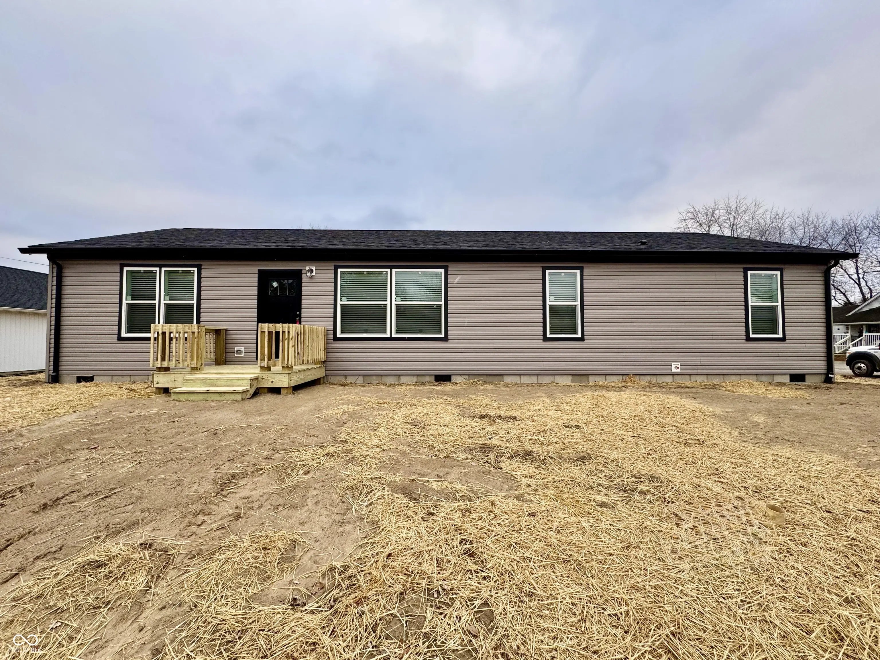 819 W Tanner Street, Brownstown