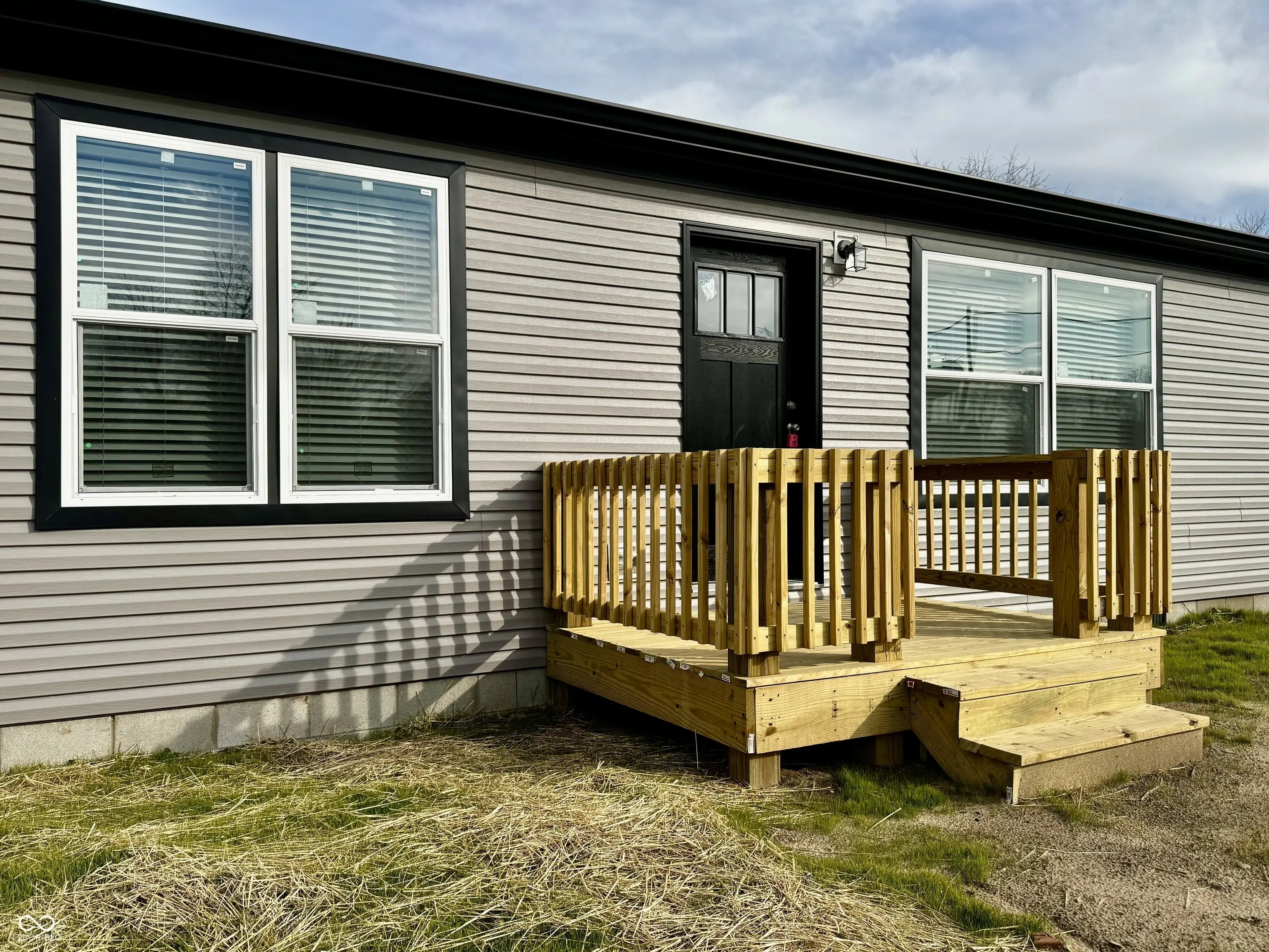 819 W Tanner Street, Brownstown