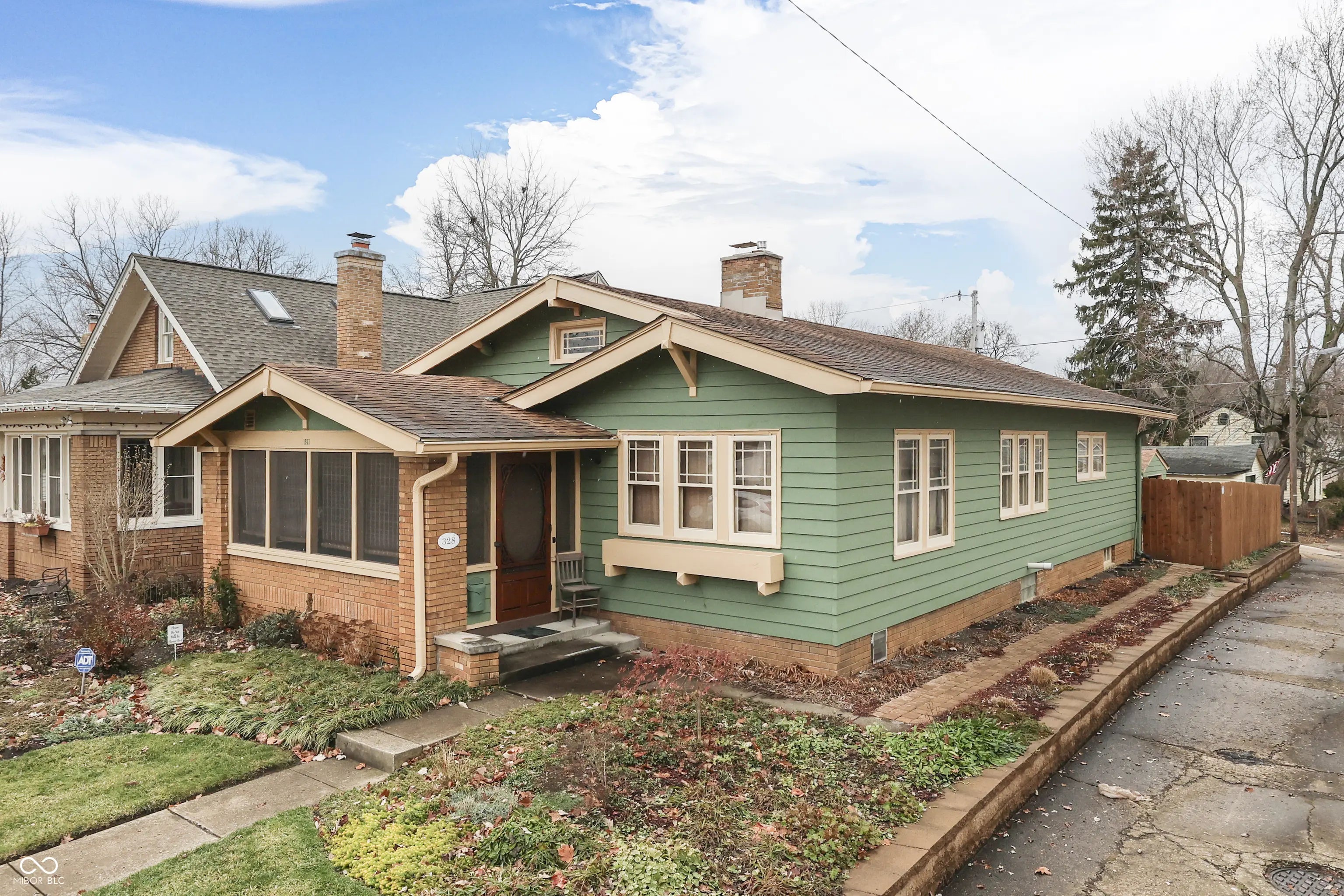 Photo of 328 N Ridgeview Drive Indianapolis, IN 46219