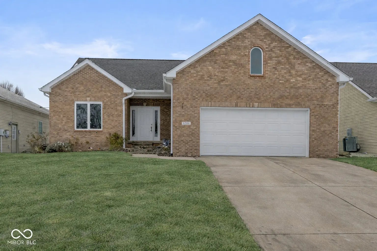 Photo of 6206 Regency Drive Columbus, IN 47203