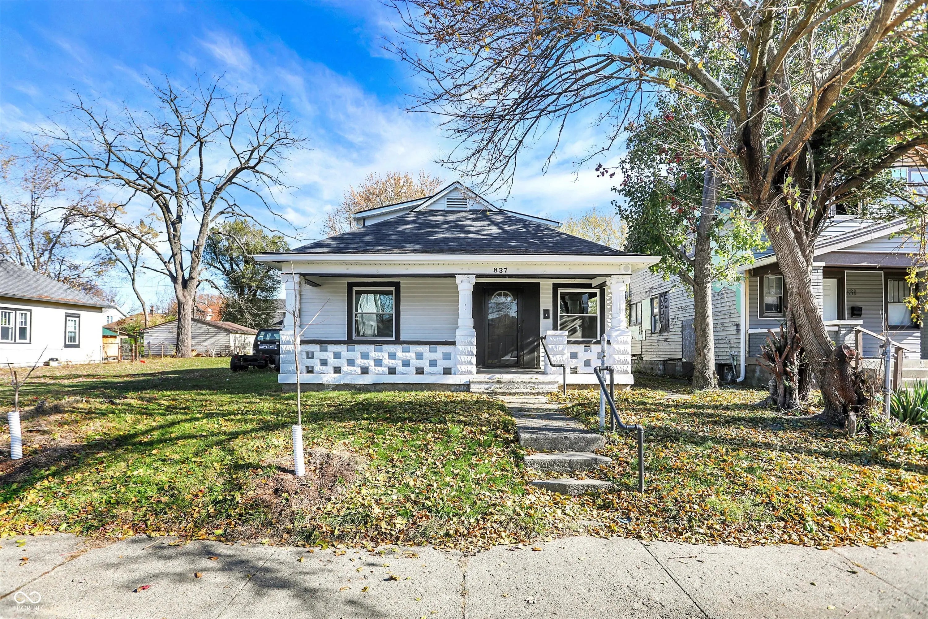 Photo of 837 N Oakland Avenue Indianapolis, IN 46201