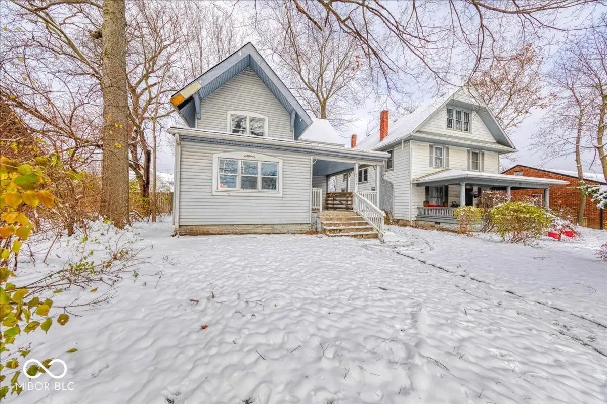 4912 E Washington Street, Indianapolis