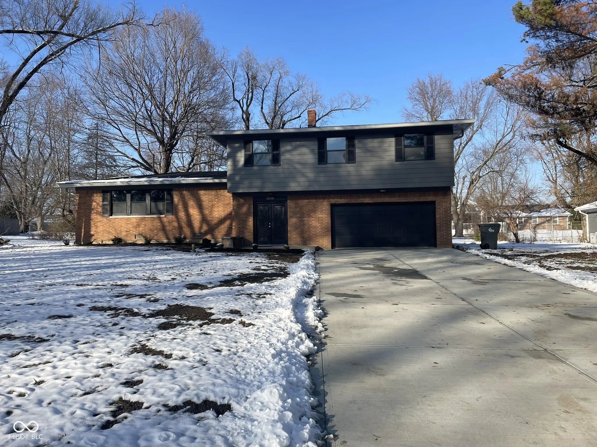 5220 E 46th Street, Indianapolis