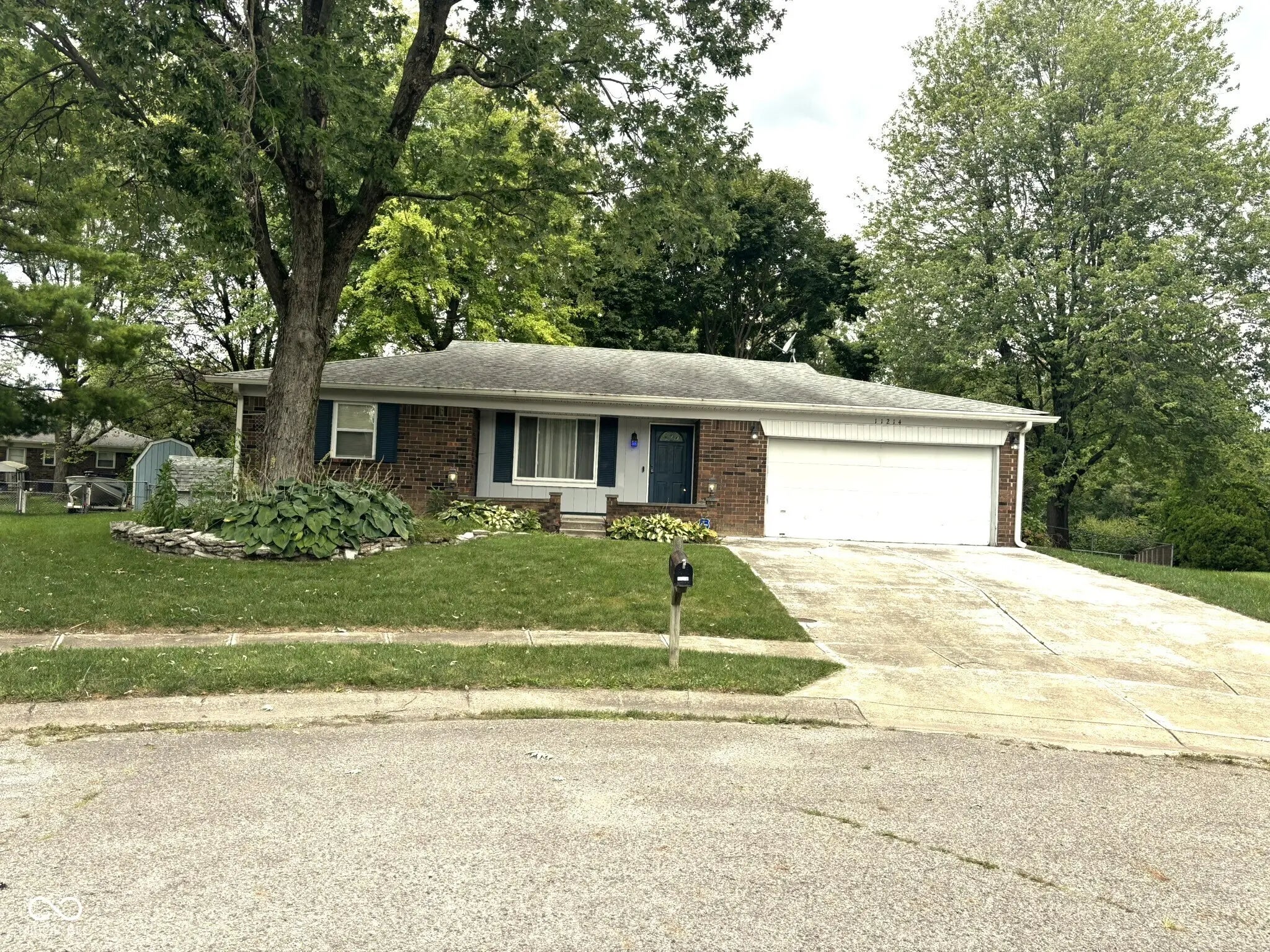 11214 Moores Circle, Indianapolis