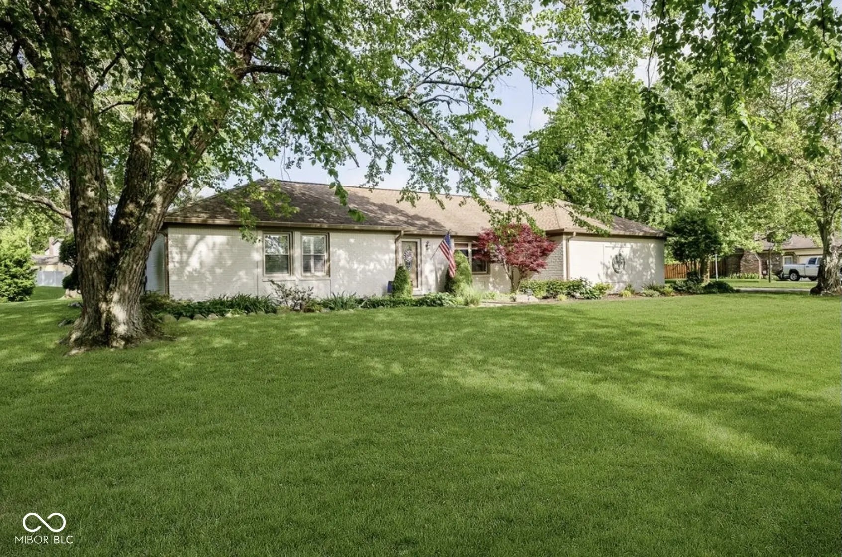 Photo of 1450 Sheffield Drive Avon, IN 46123