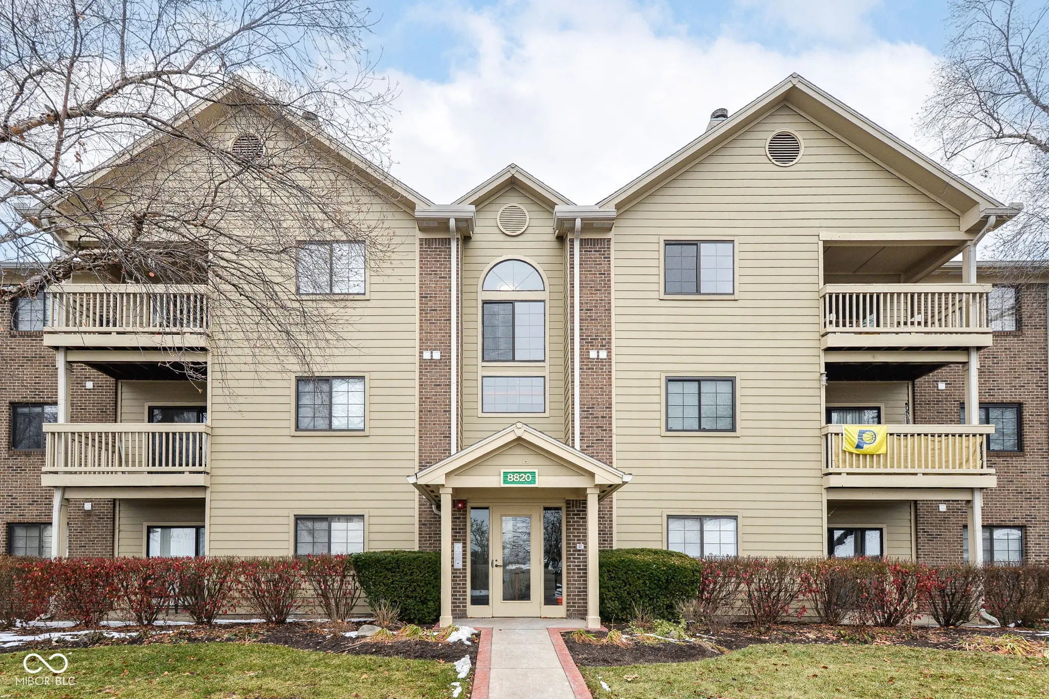8820 Yardley Court 205, Indianapolis