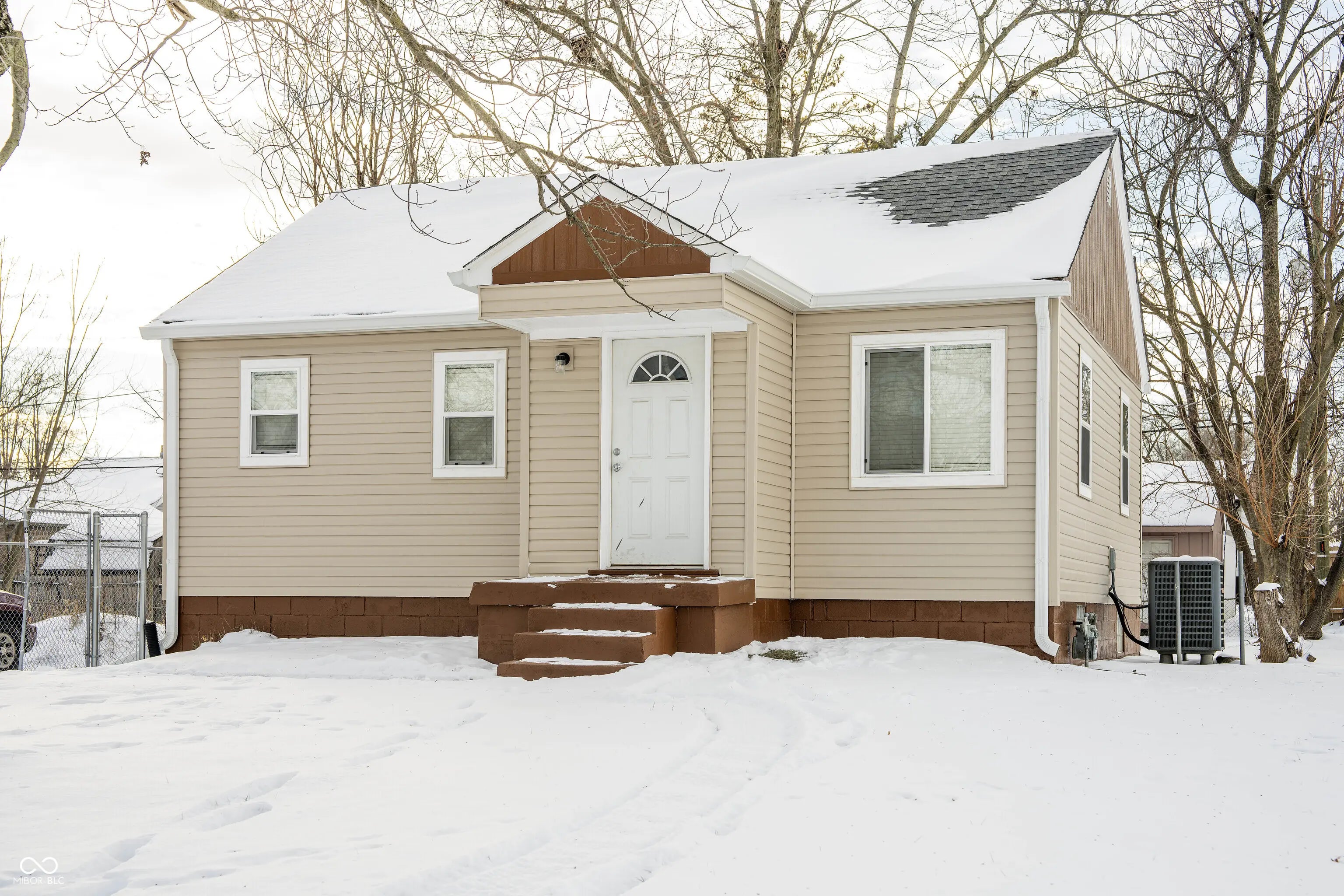 1314 S Whitcomb Avenue, Indianapolis