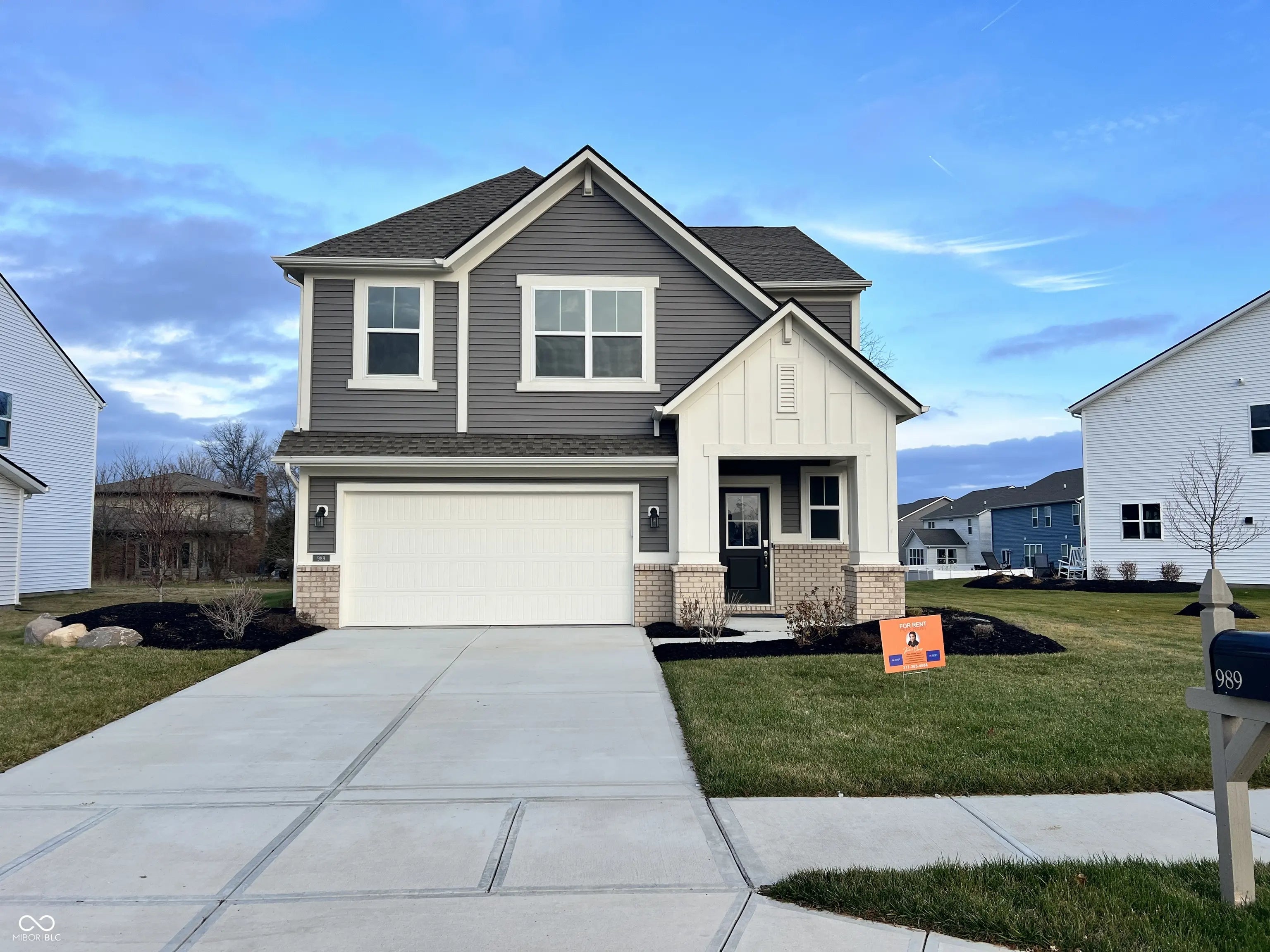 Photo of 989 Kensington Drive Danville, IN 46122